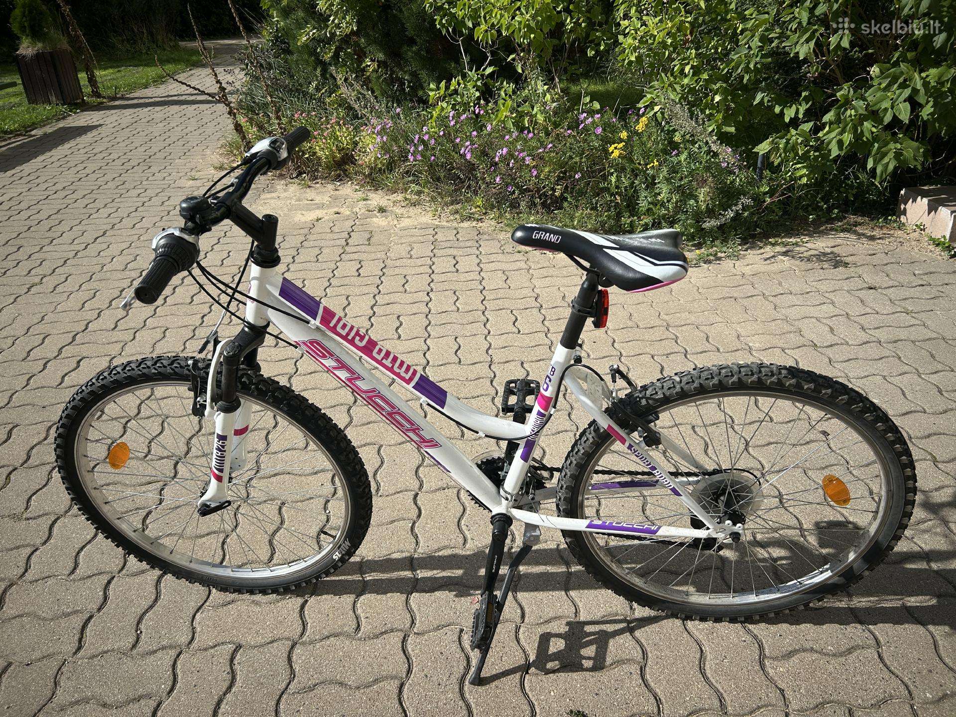 Moteriškas dviratis