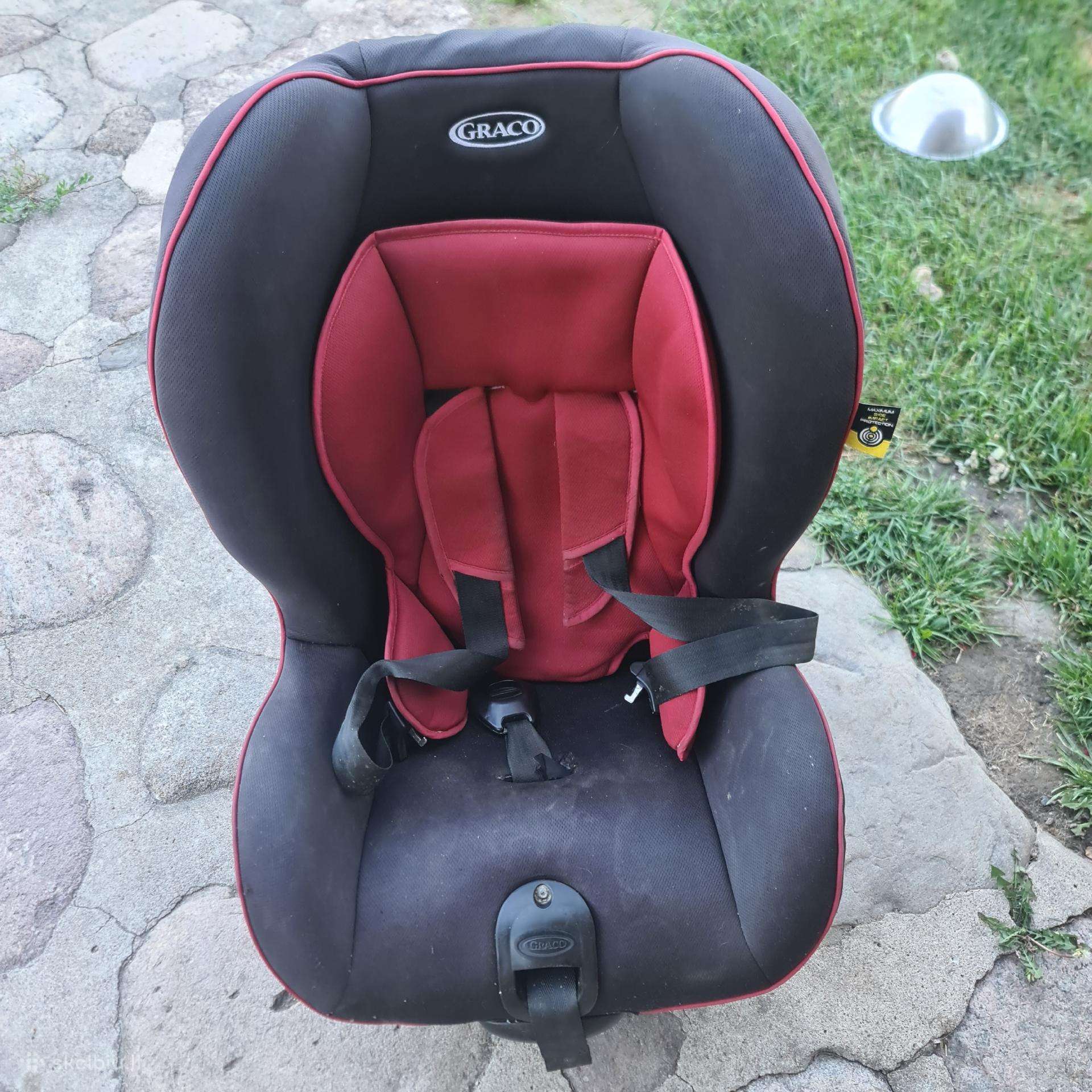 Vaikiška auto kėdutė