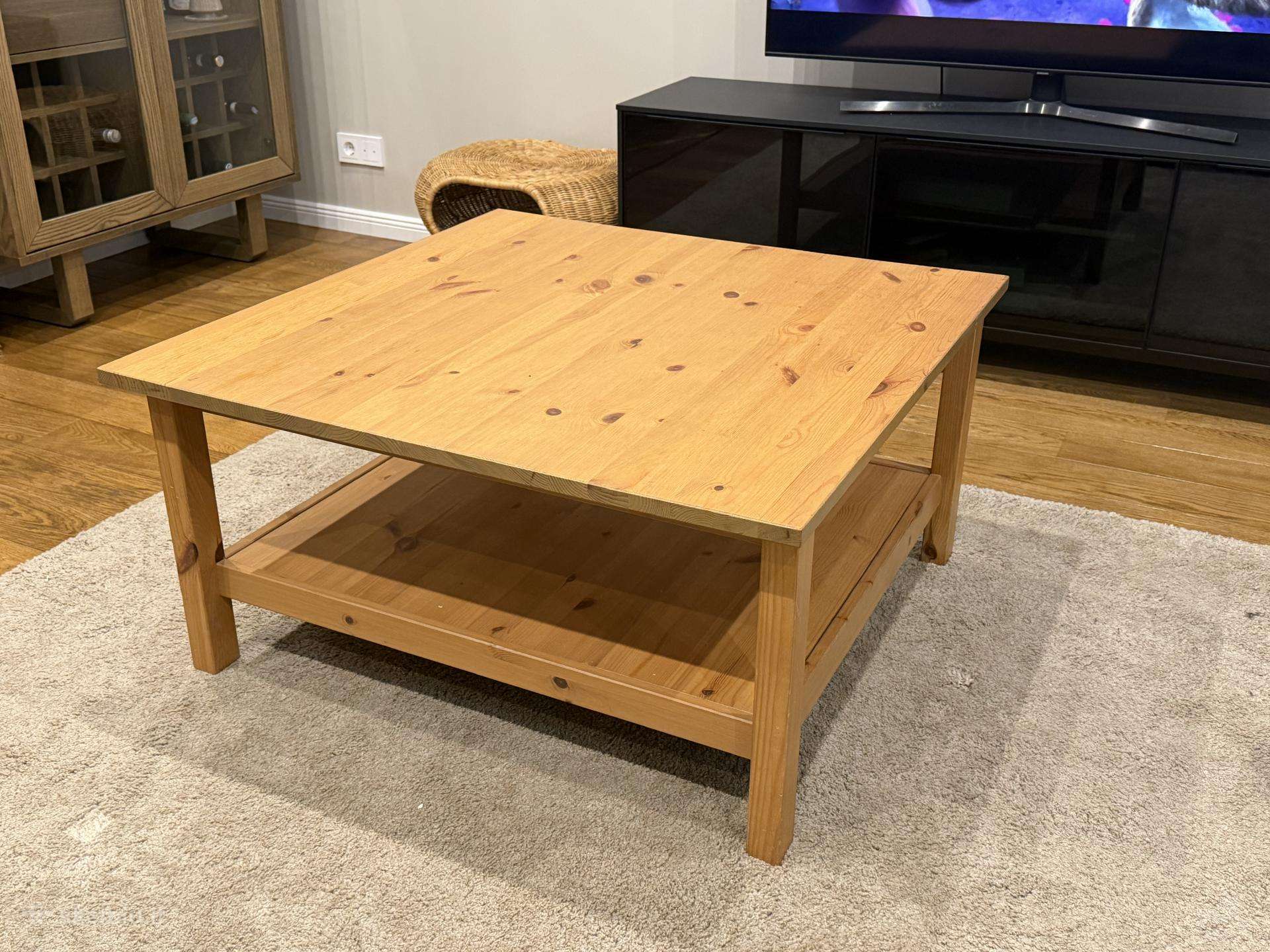 Ikea Hemnes kavos staliukas 9090 cm