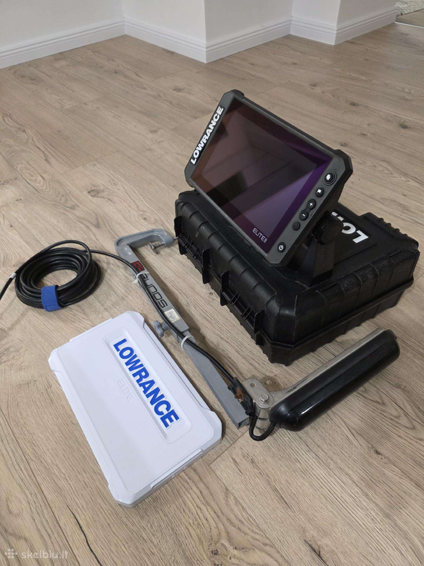 Lowrance FS 9