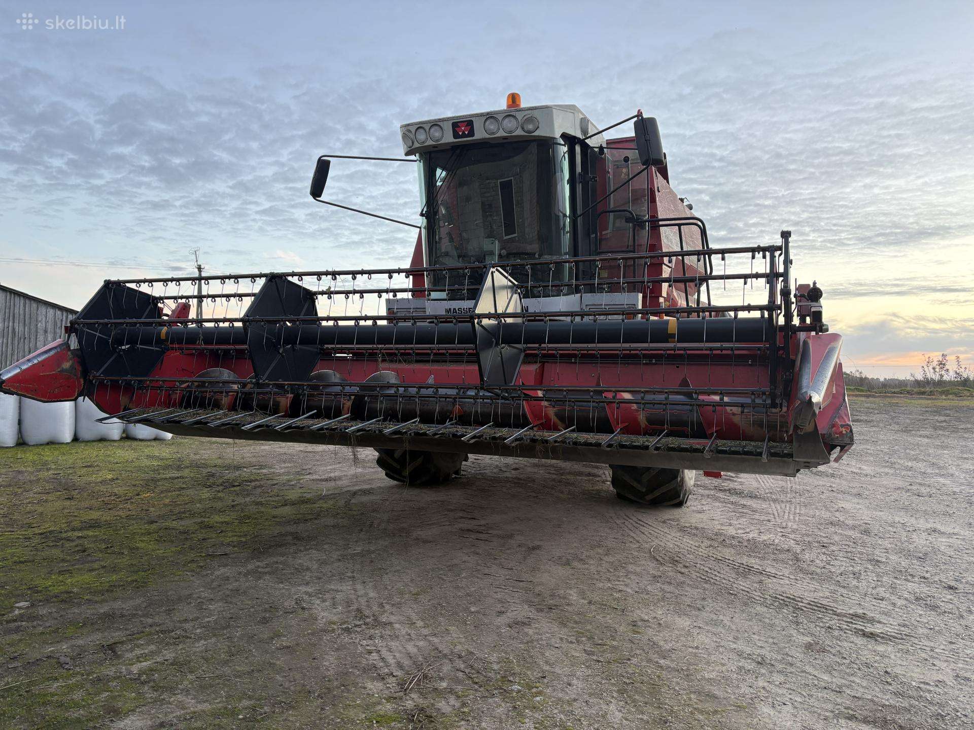 Massey Ferguson 32, kombainai