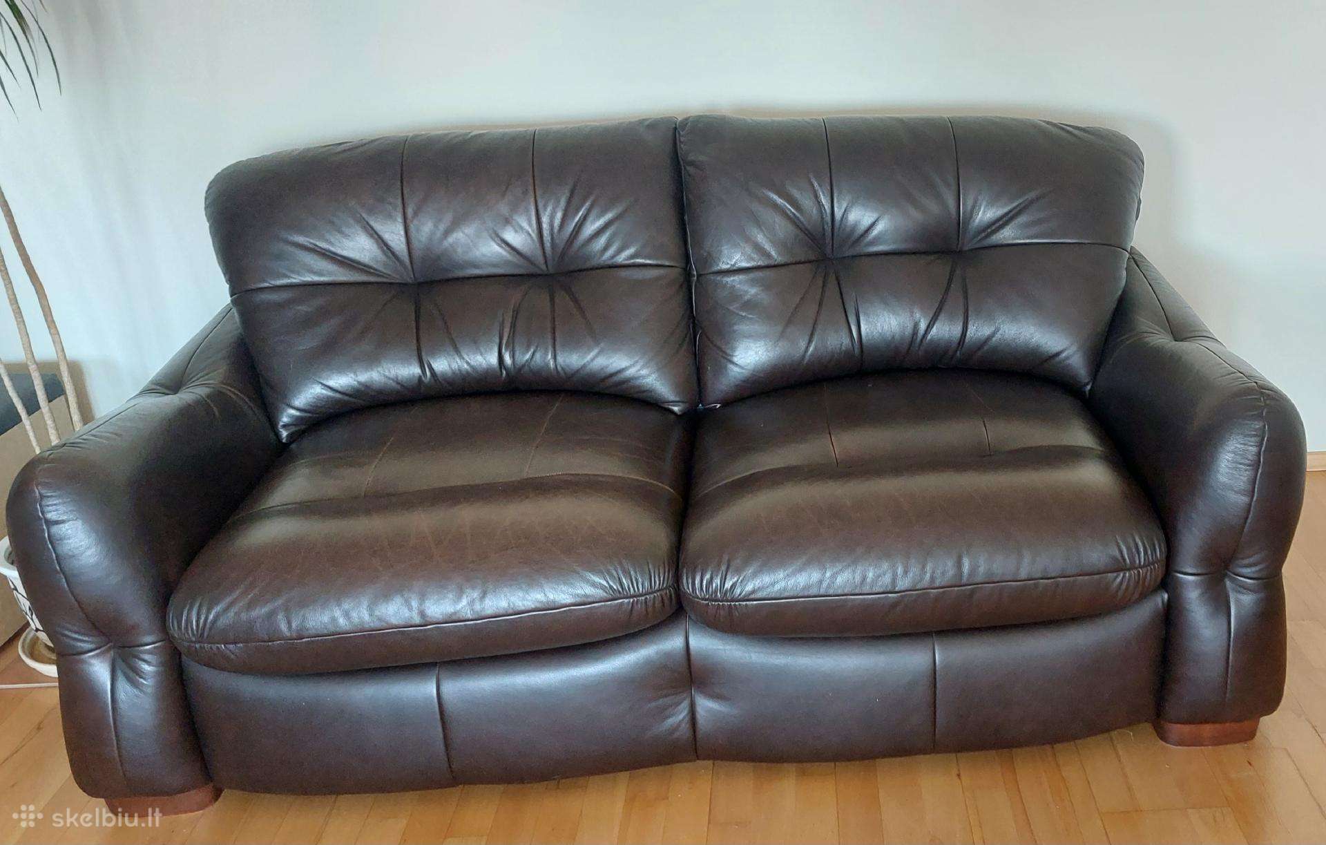 Odinė trivietė sofa su miegamąja dali