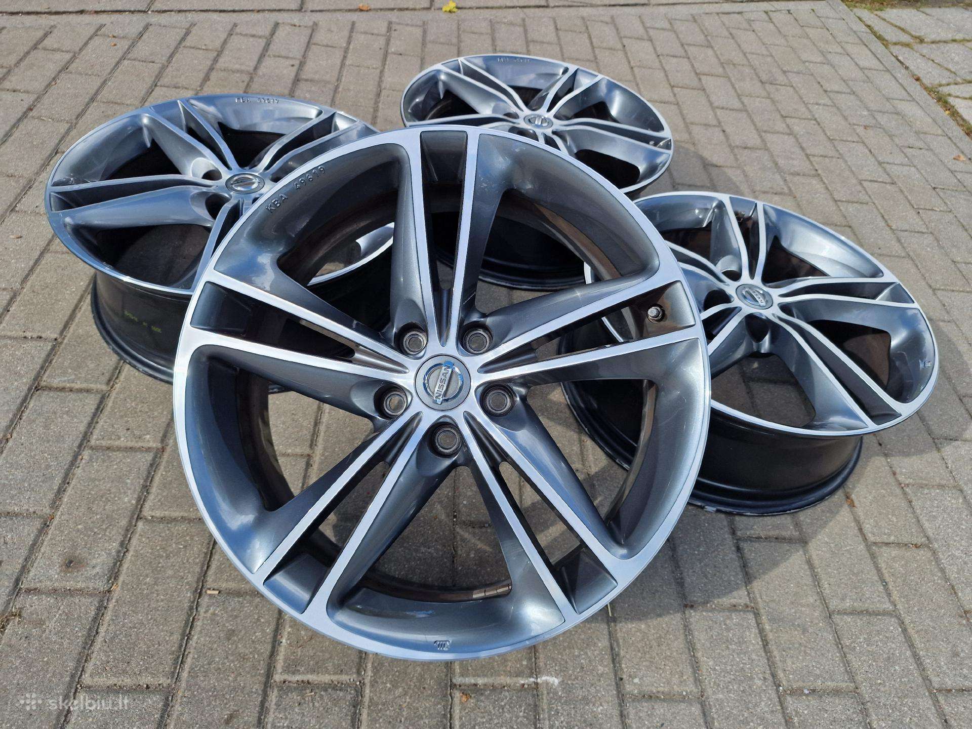 R19 originalus Nissan lieti ratlankiai