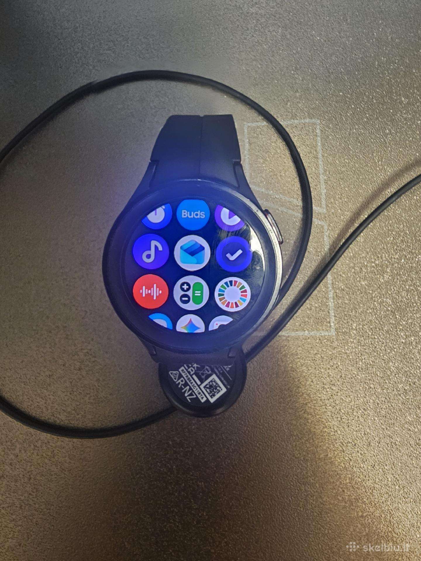 Samsung galaxi watch 5 pro 55eur