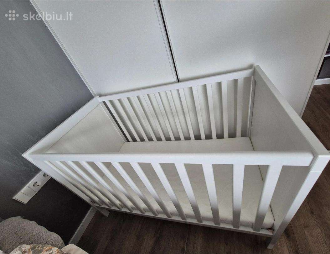 Ikea lovytė