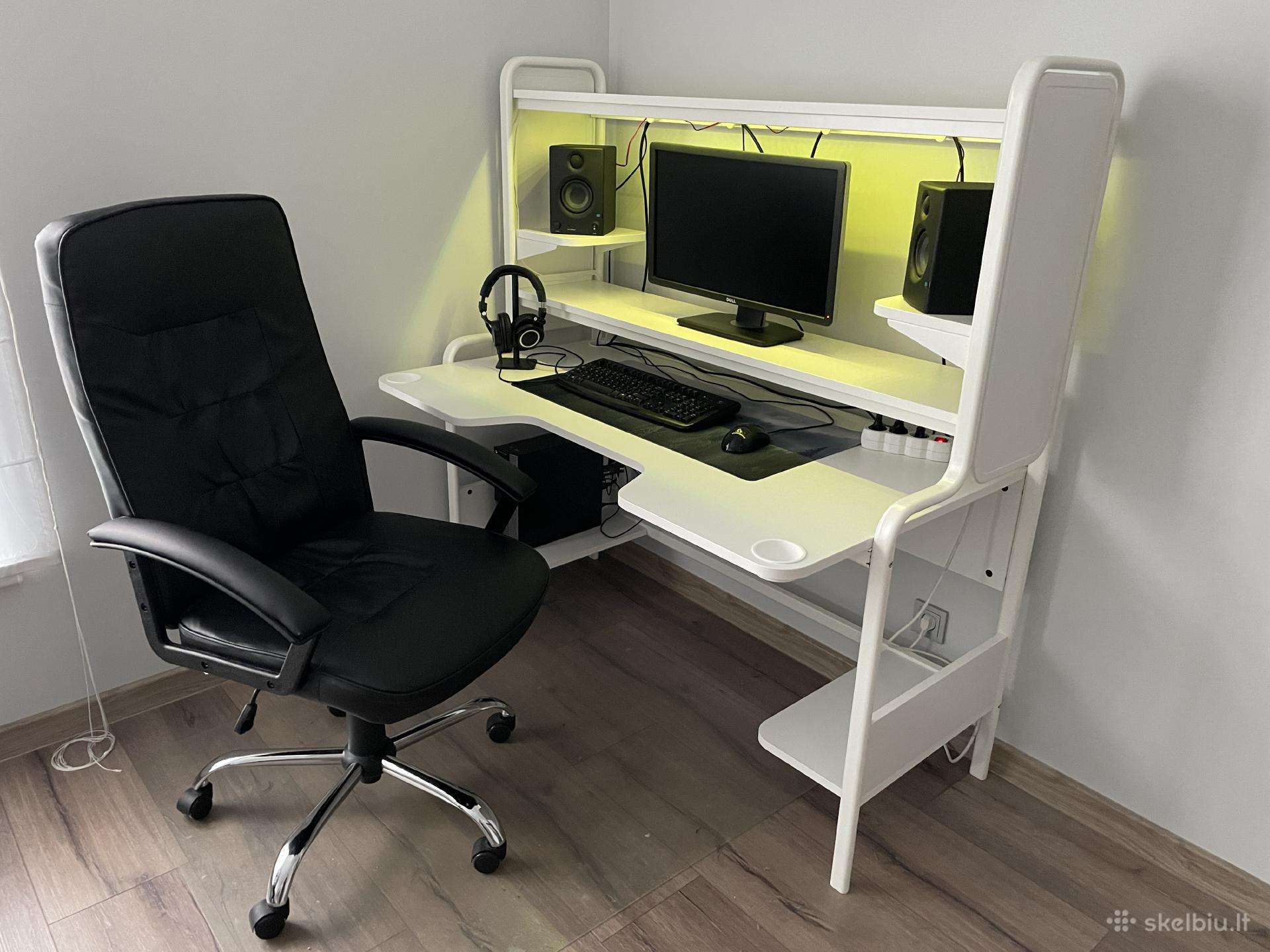 Ikea Fredde baltas žaidimų stalas, mažai naudotas