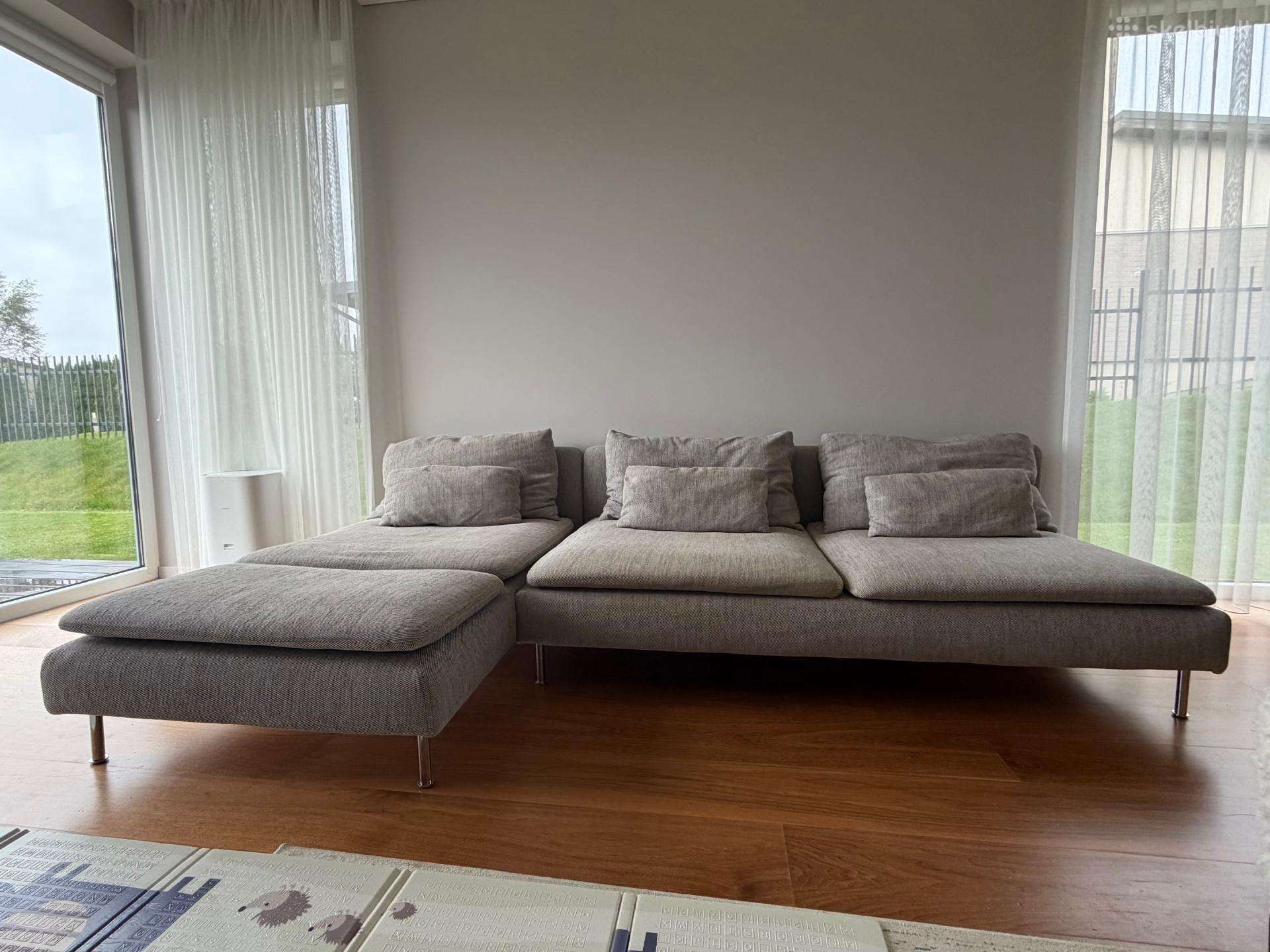 Trivietė sofa