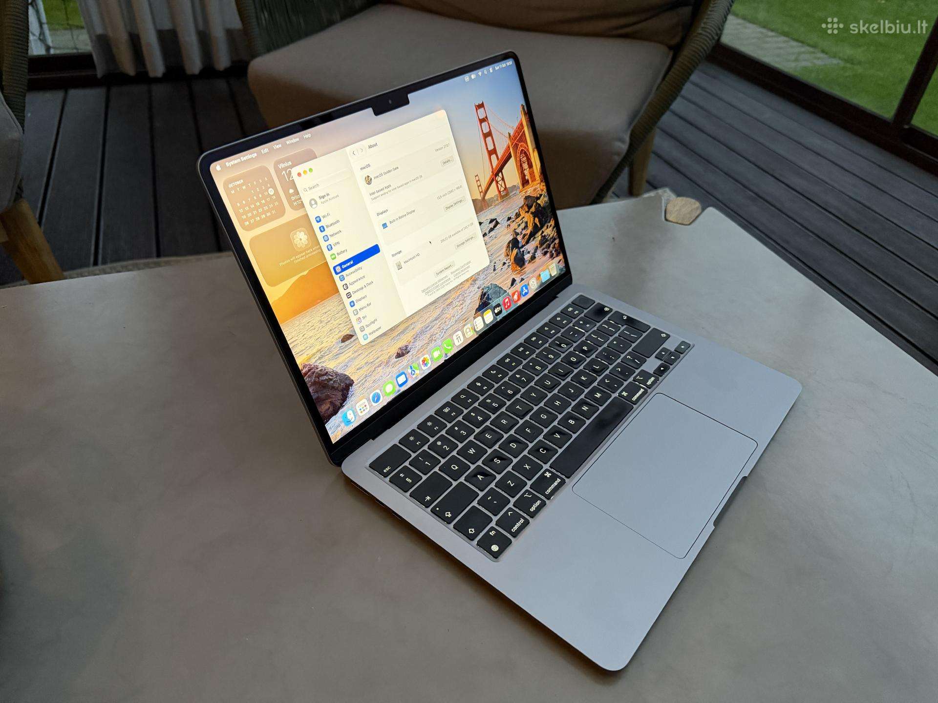 Apple MacBook Air 2024 13 / M3 / 8gb / 256gb #18