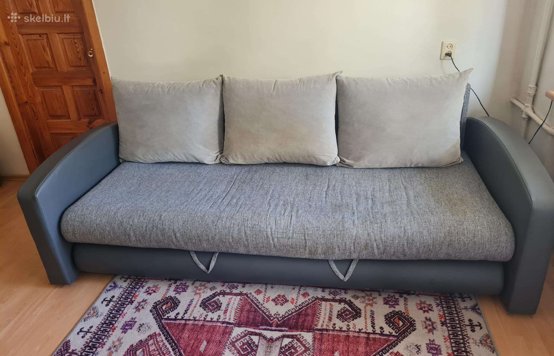 Sofa-lova dovanų