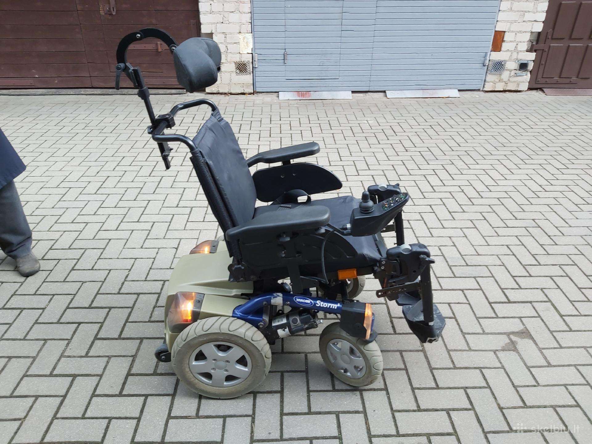 Parduodamas neįgaliojo vežimėlis