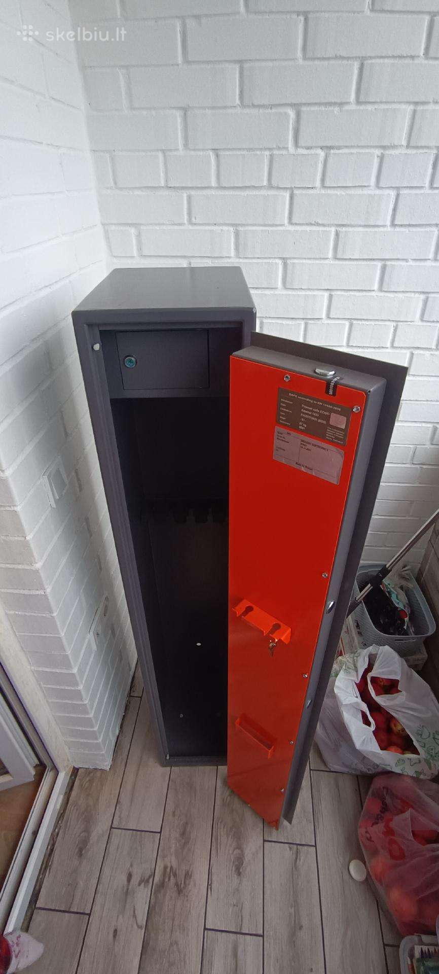 Brihard Hunter Pro 5 ginklų seifas, S1 klasė,