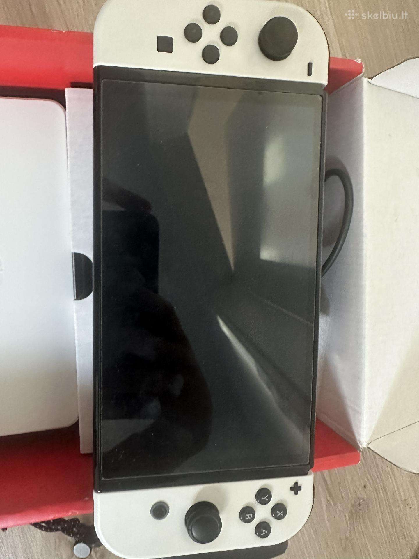 Nintendo switch oled 64gb su priedais
