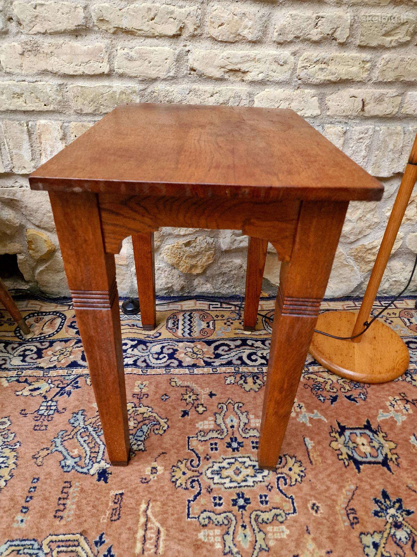 Vintažinis mid century ąžuolo masyvo staliukas