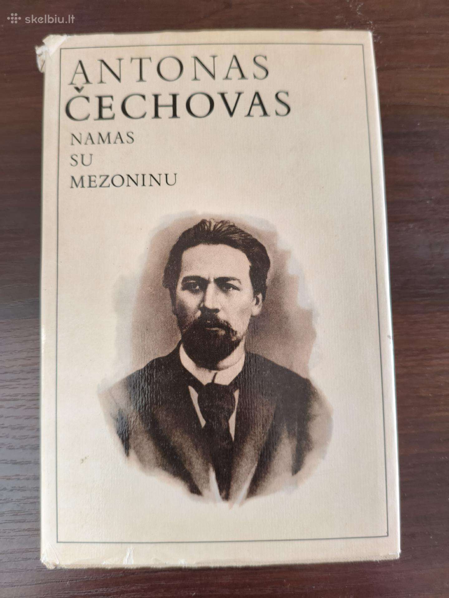 Antonas Čechovas "Namas su mezoninu"