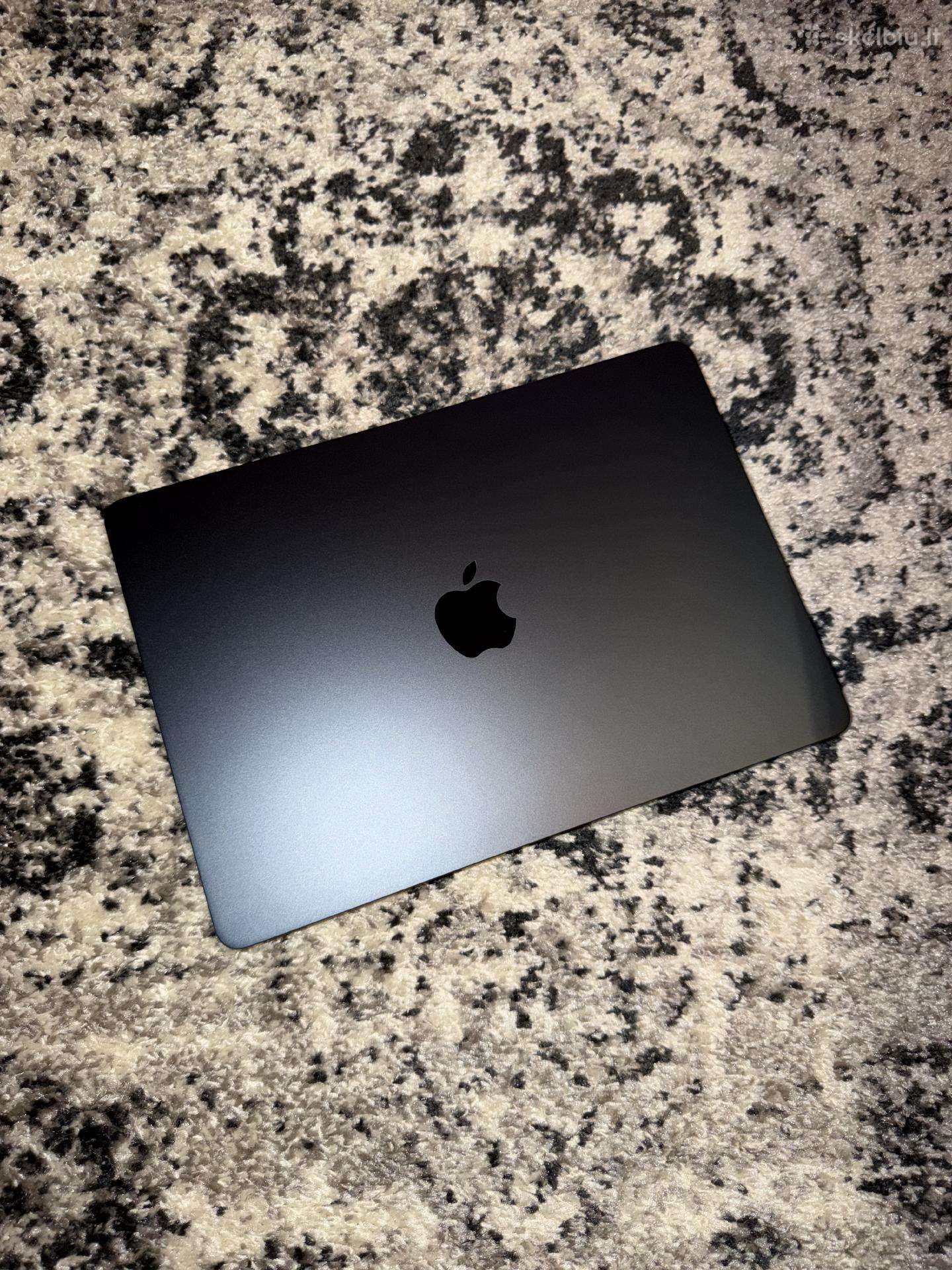 MacBook Air 13 M2 / 8gb RAM / 256gb SSD