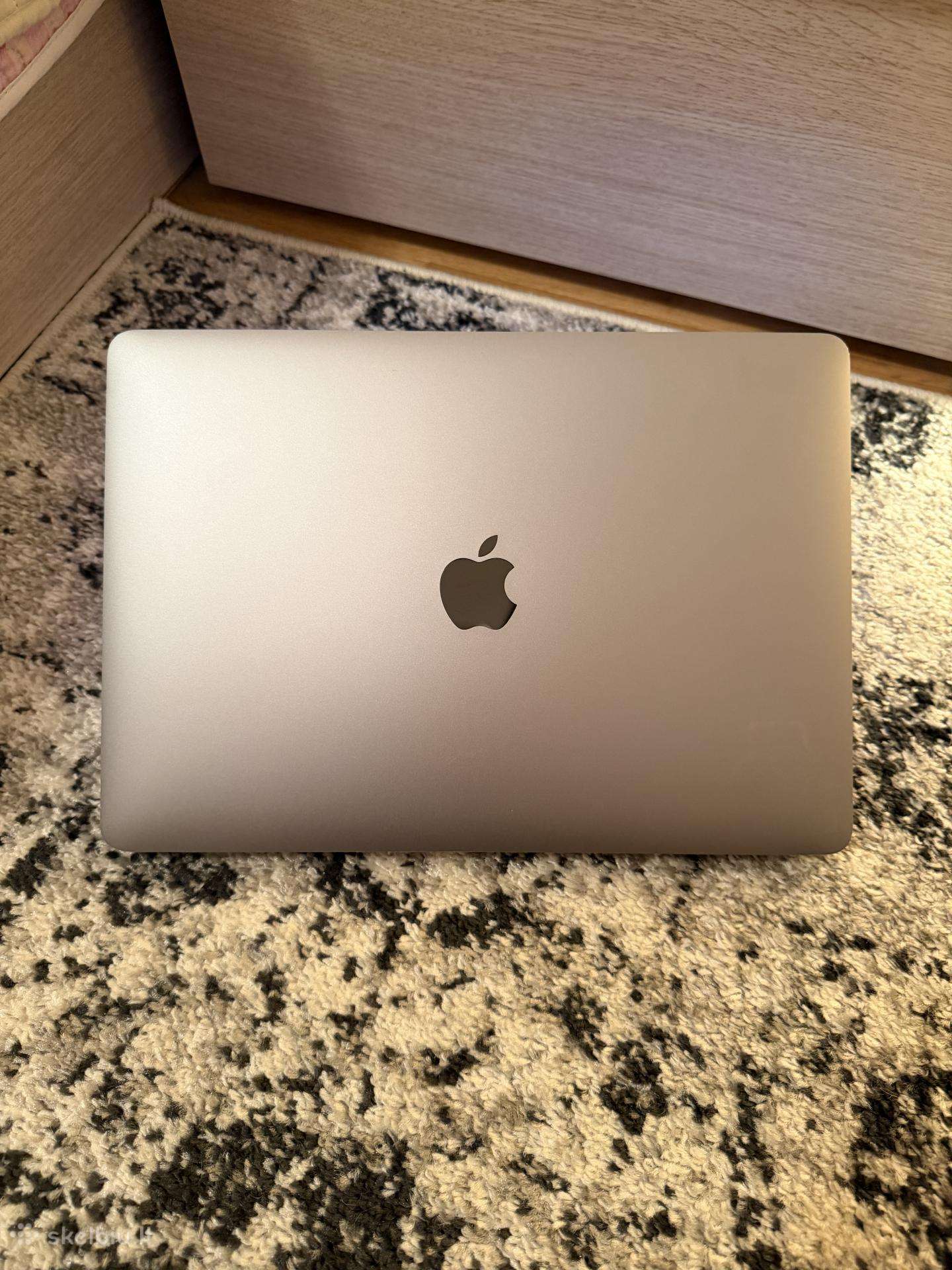 MacBook Air 13 M1 / 8gb RAM / 512gb SSD