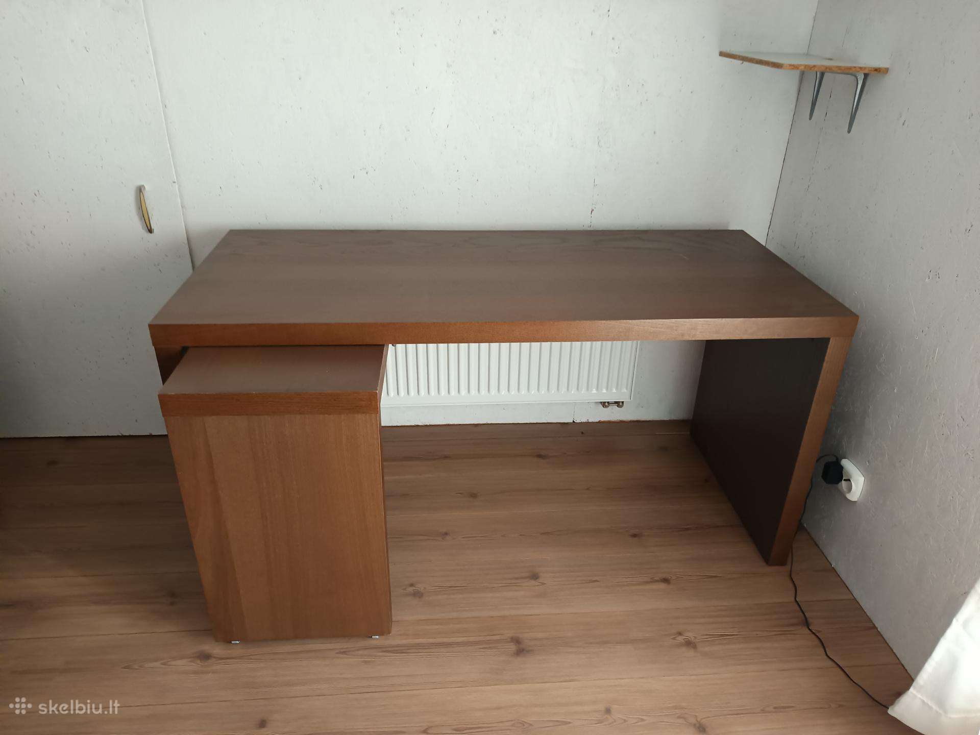 Ikea Malm rašomasis stalas