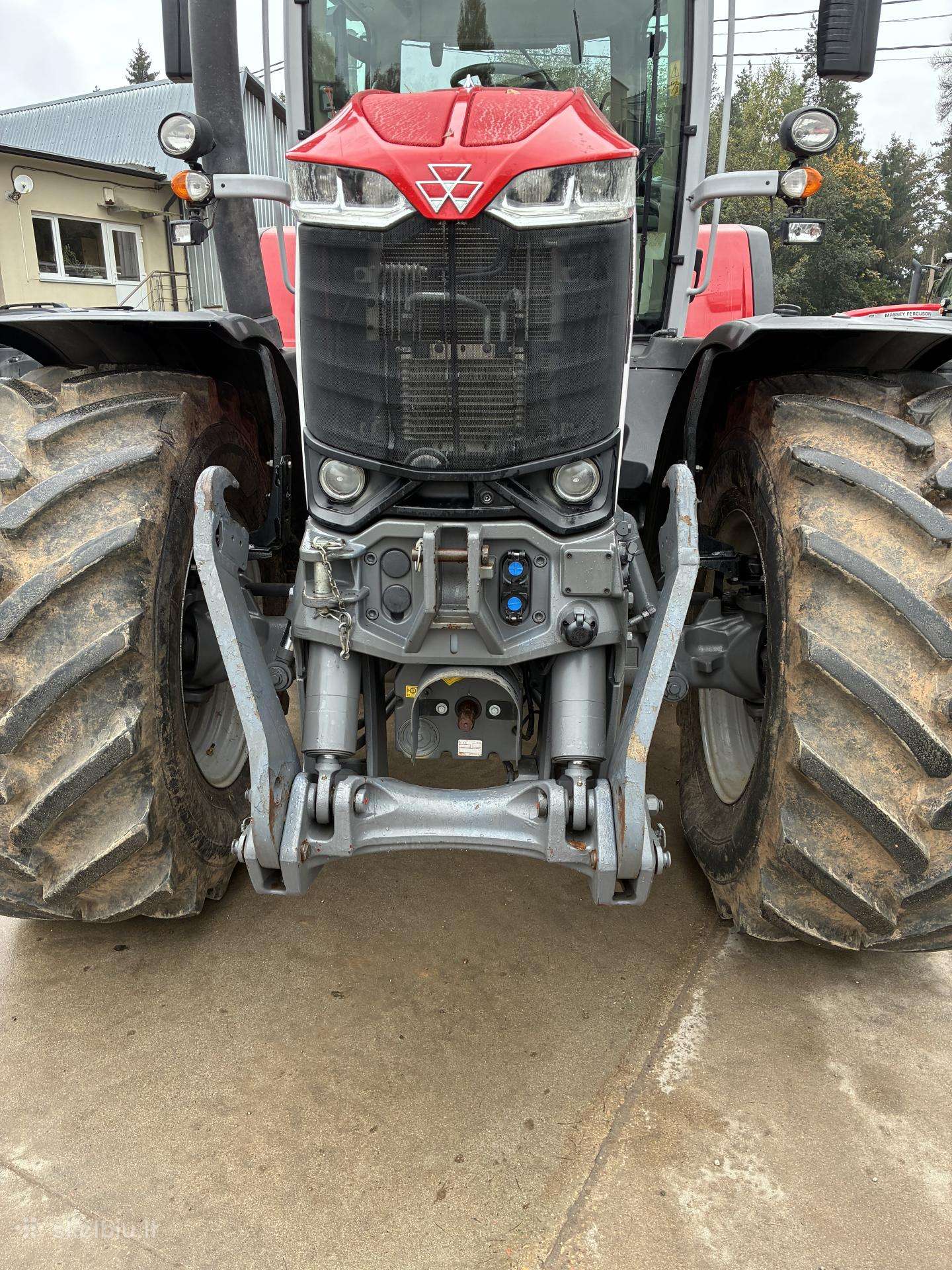 Massey Ferguson 265, traktoriai