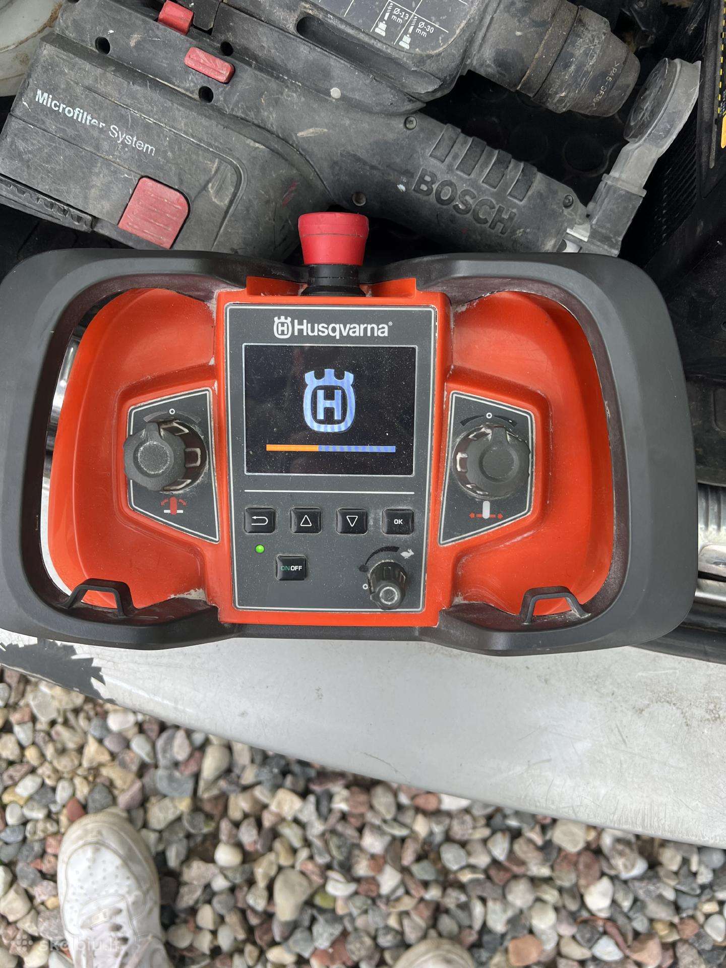Husqvarna valdymo pultas