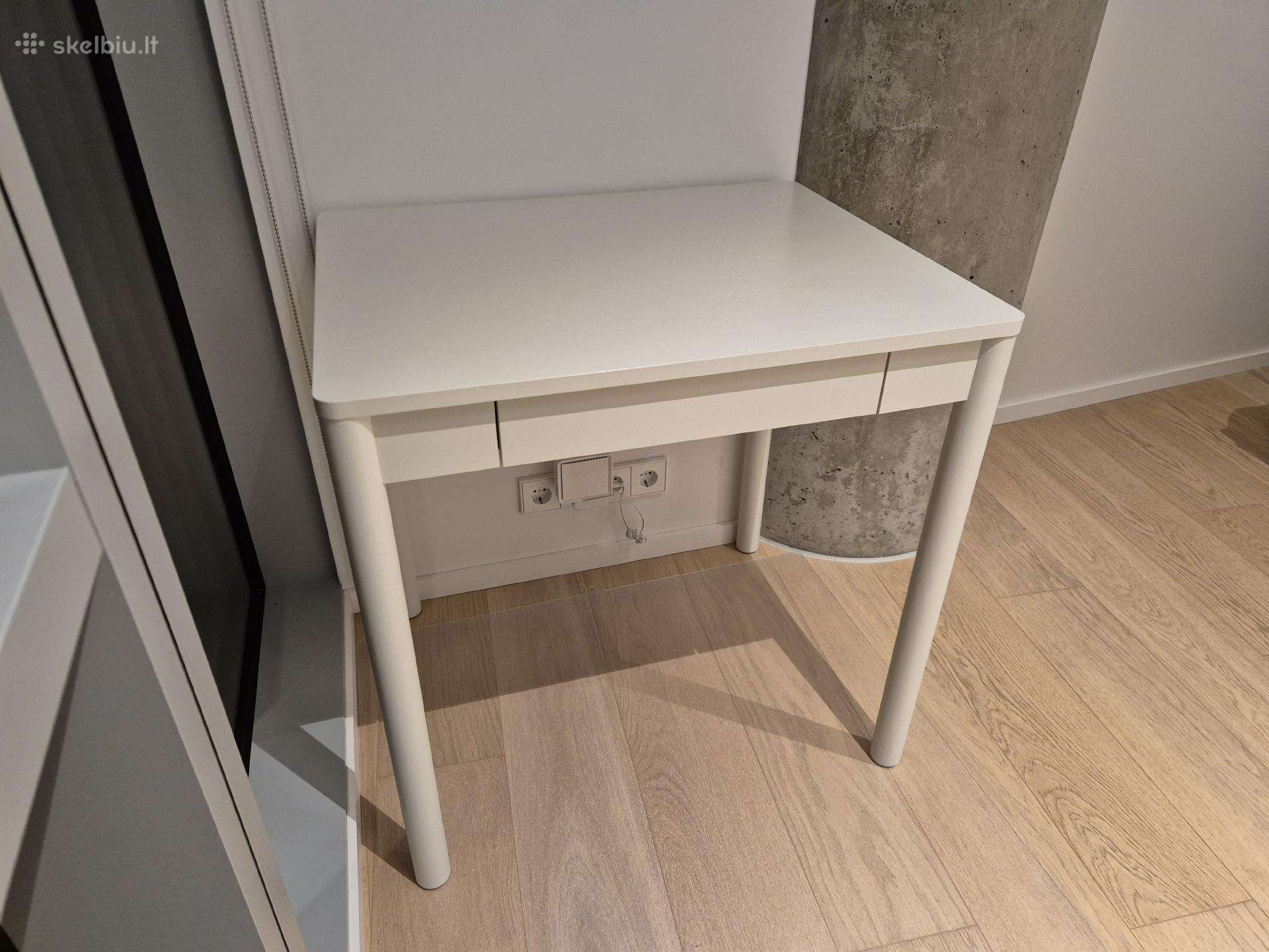 Tonstad stalas iš Ikea