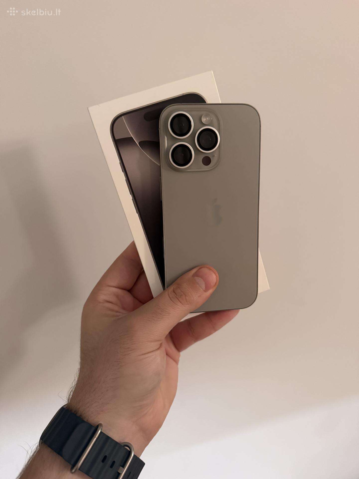 iPhone 16 Pro