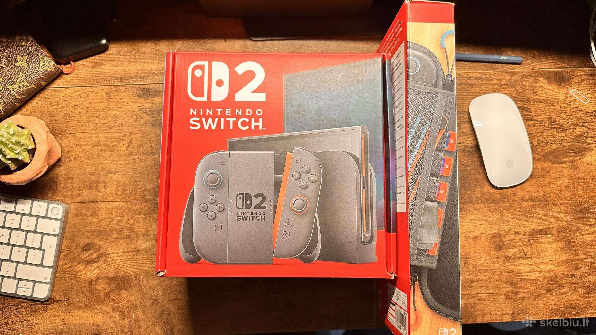 Nintendo switch 2 + Daug žaidimų.