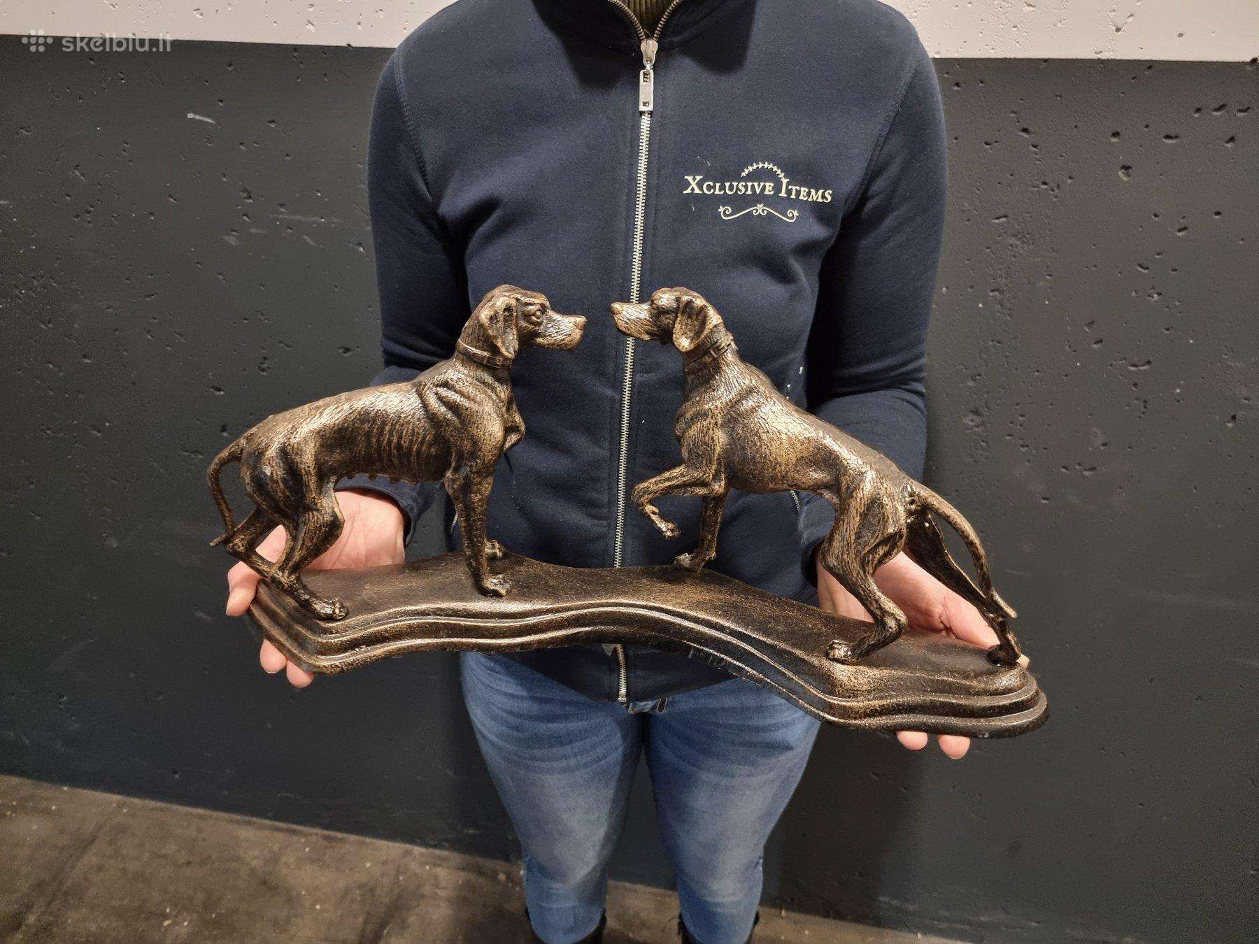 Didelė, sunki 49 cm pločio metalinė 2-jų šunų