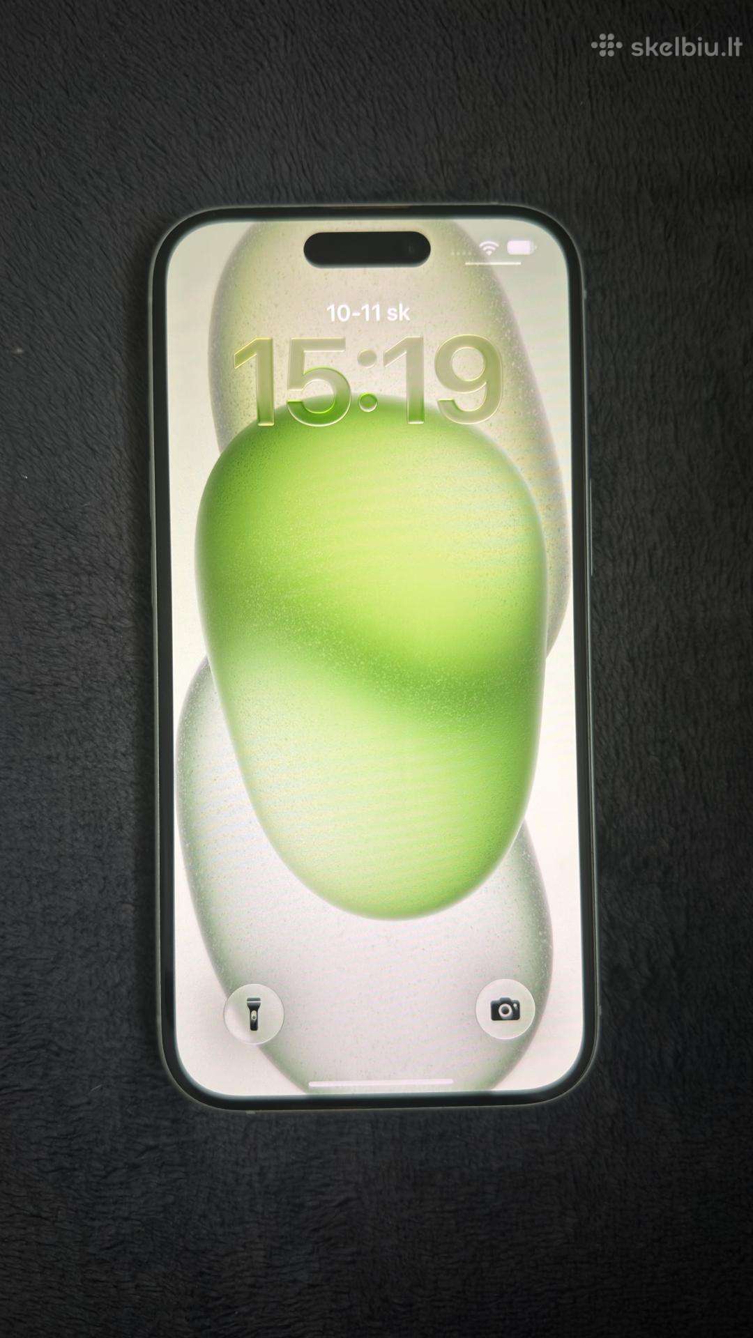iPhone 15