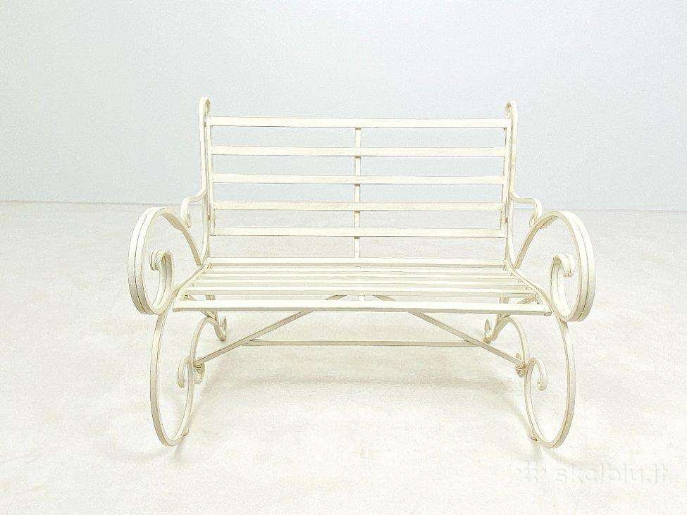 Provanso stiliaus metalinis sodo suoliukas 4v