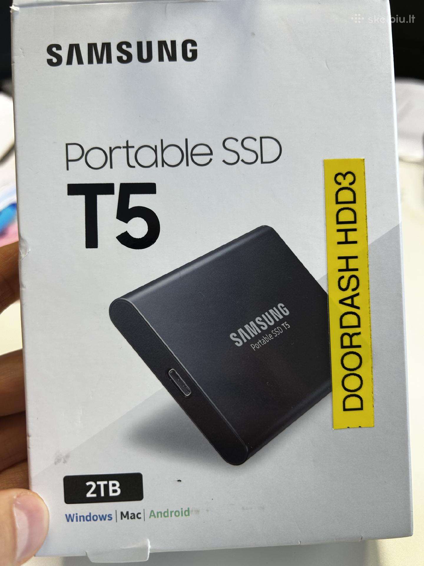 Išorinis diskas Wd 2tb HDD ir Samsung SSD 2tb T5