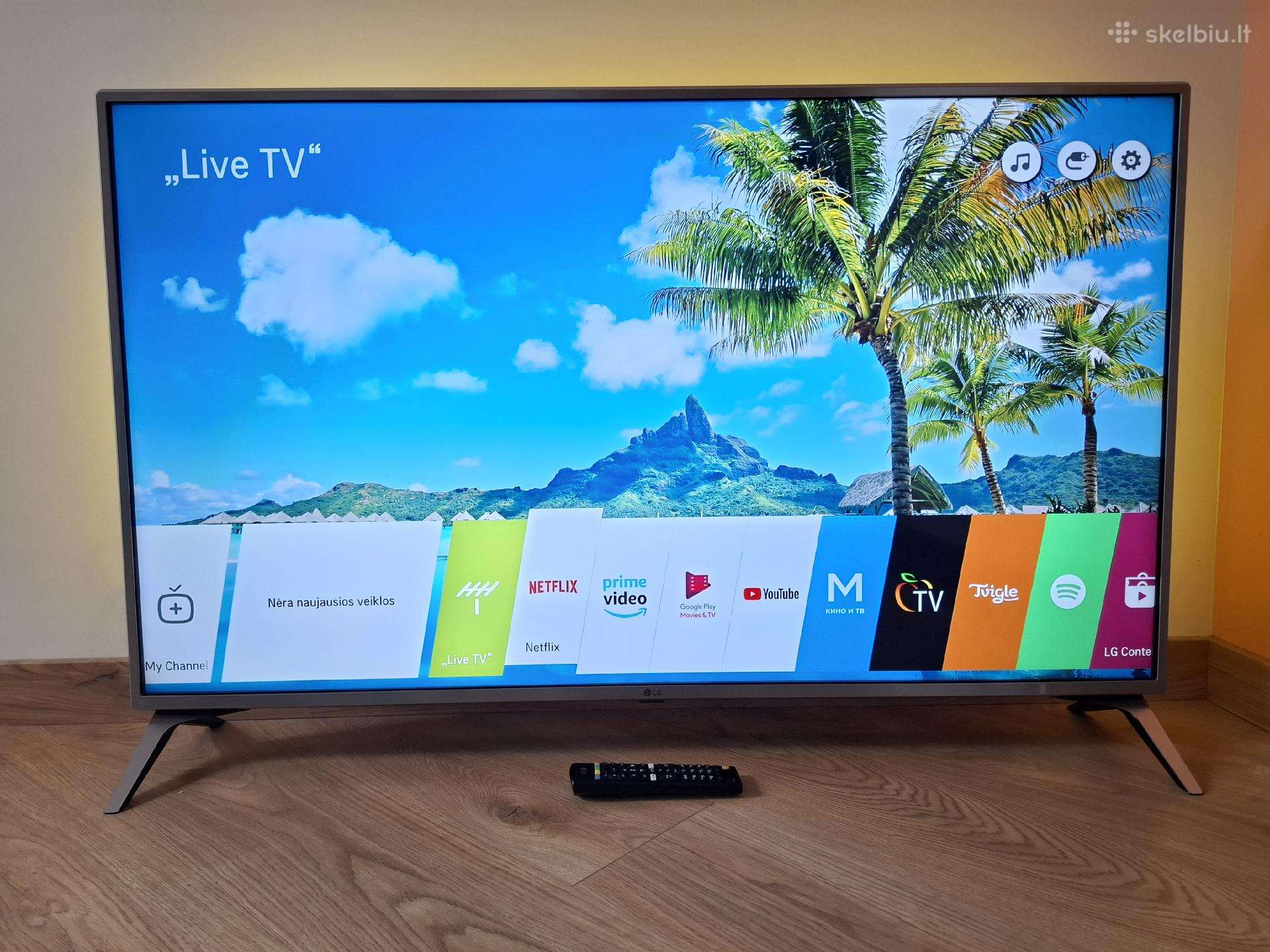 LG 49" Smart TV