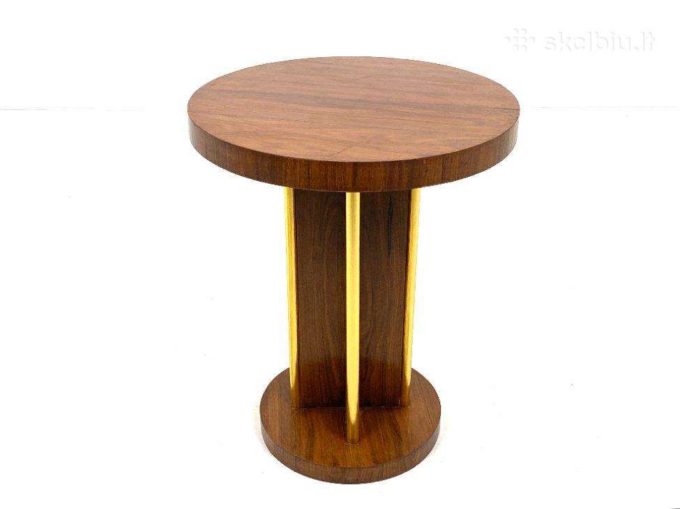 Art deco staliukas su žalvariu