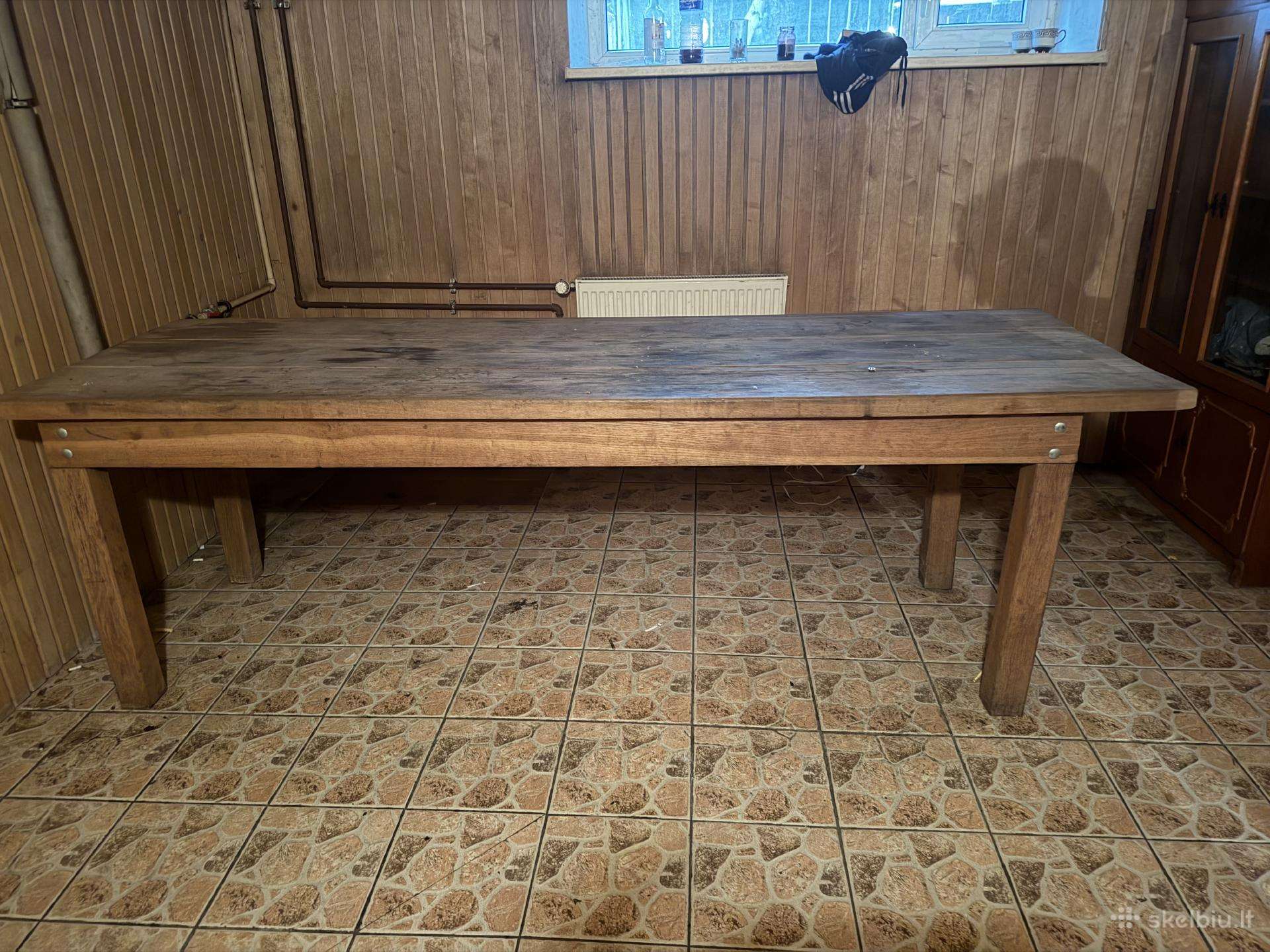 Ažuolinis stalas, didelis, nedažytas,