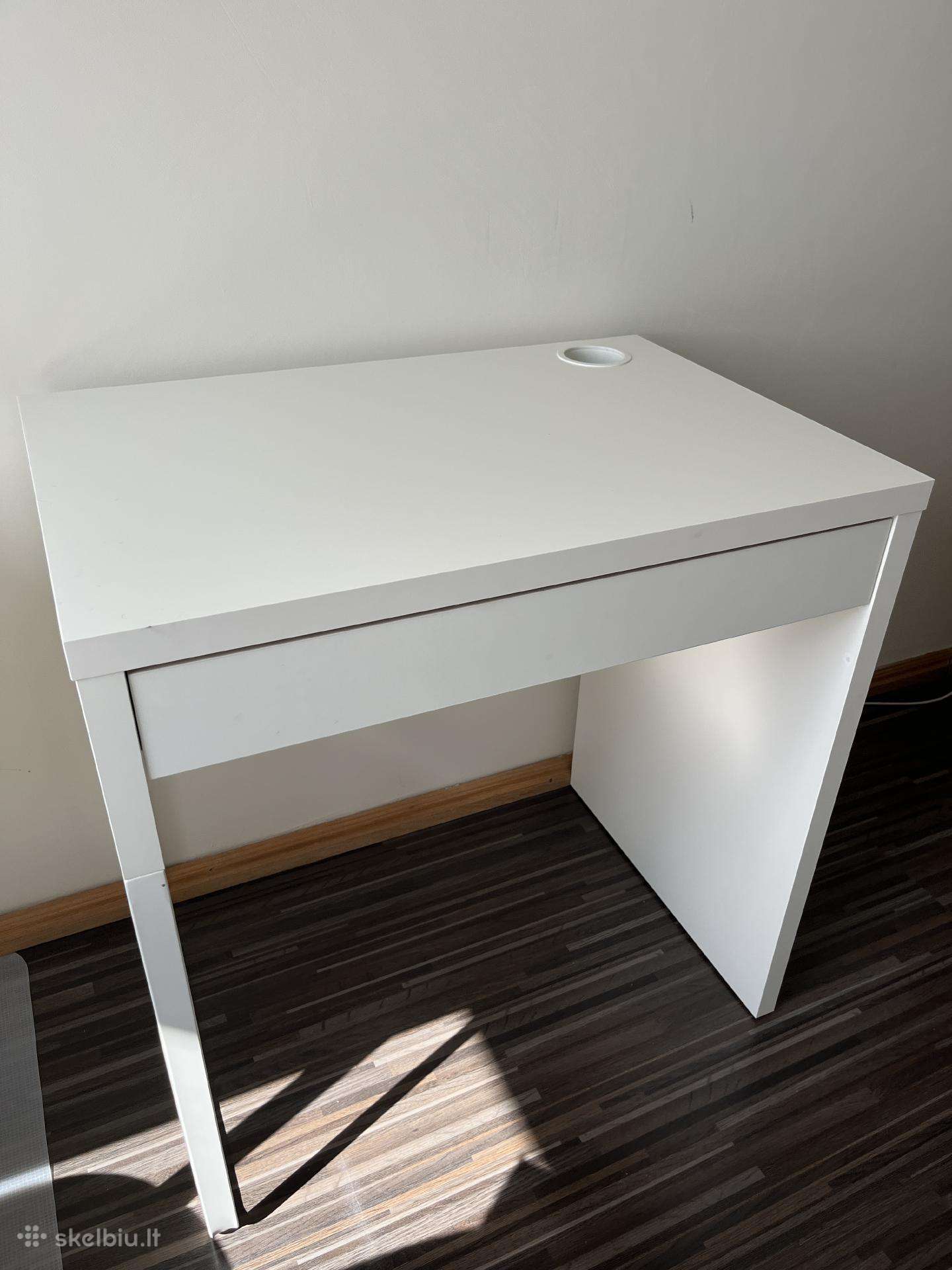 Ikea Rašomasis Stalas