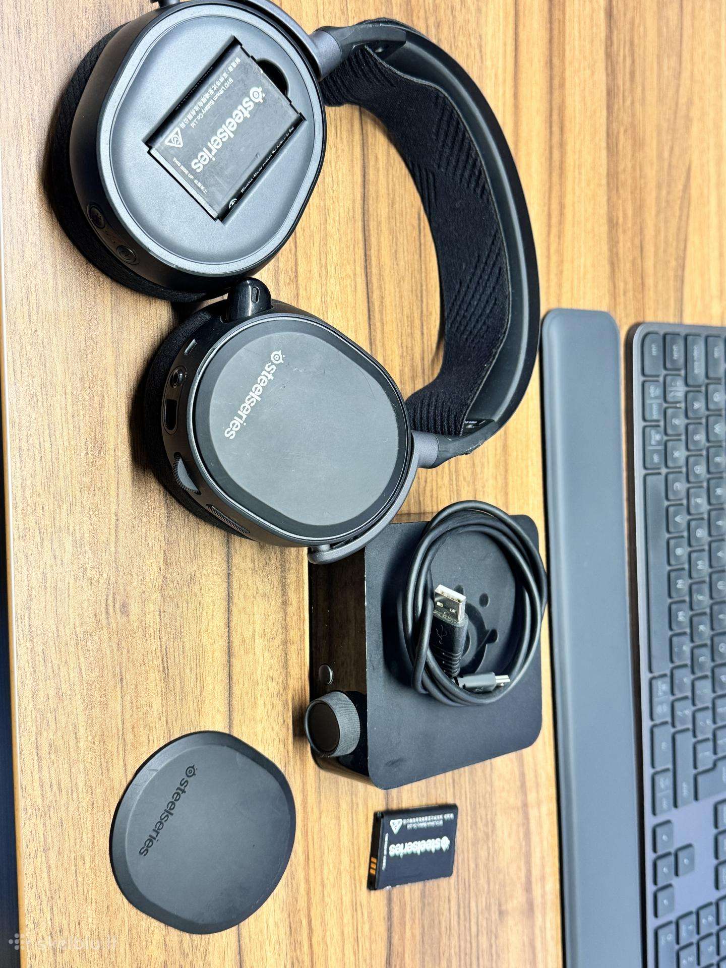 Steelseries Arctis Pro Wireless