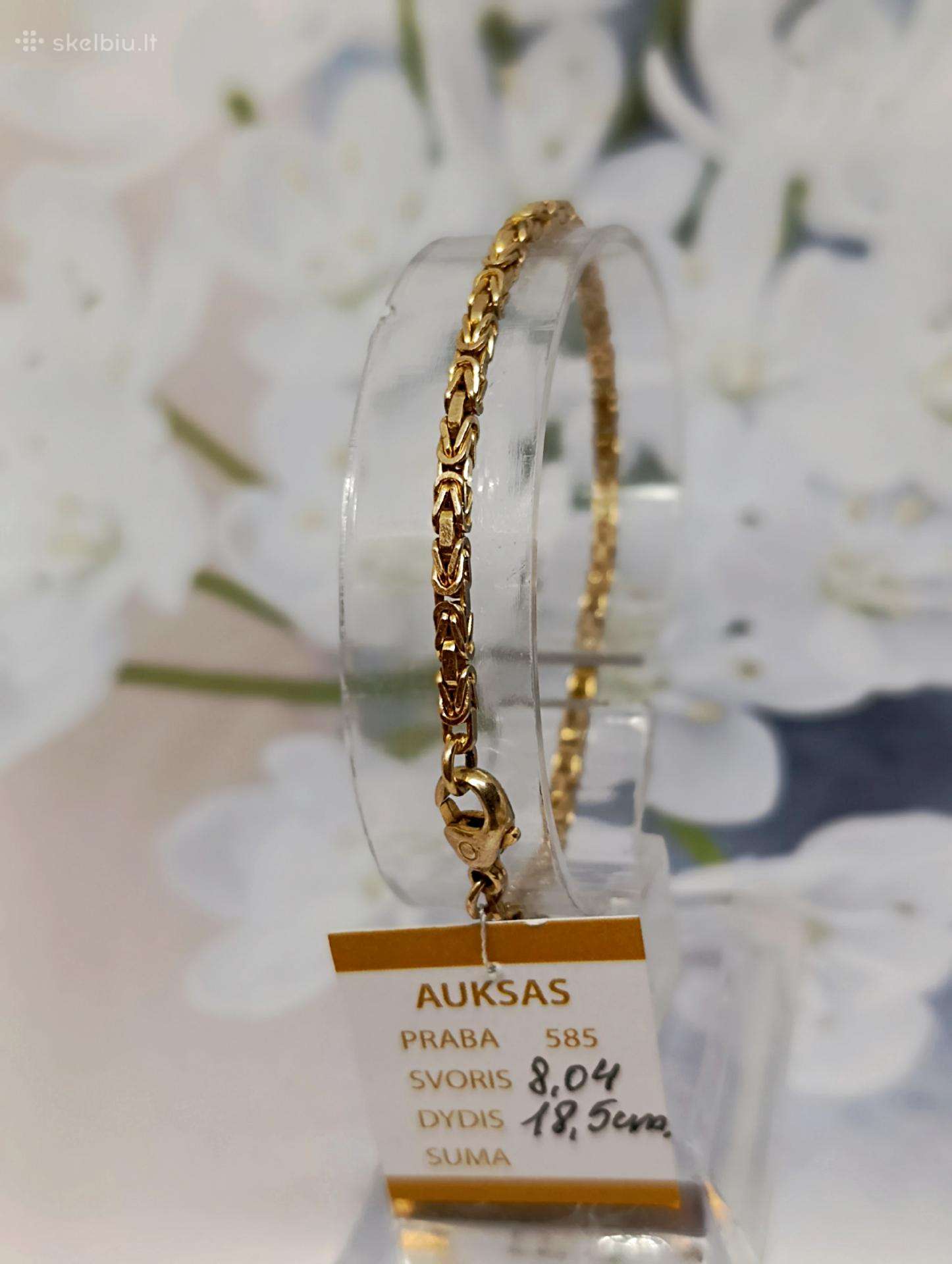 Auksinė apyrankė