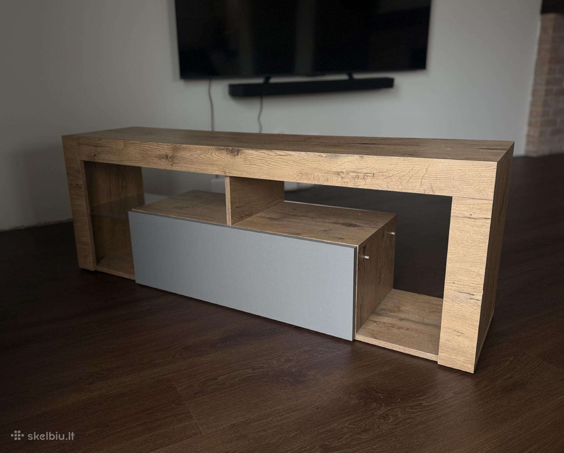 TV staliukas