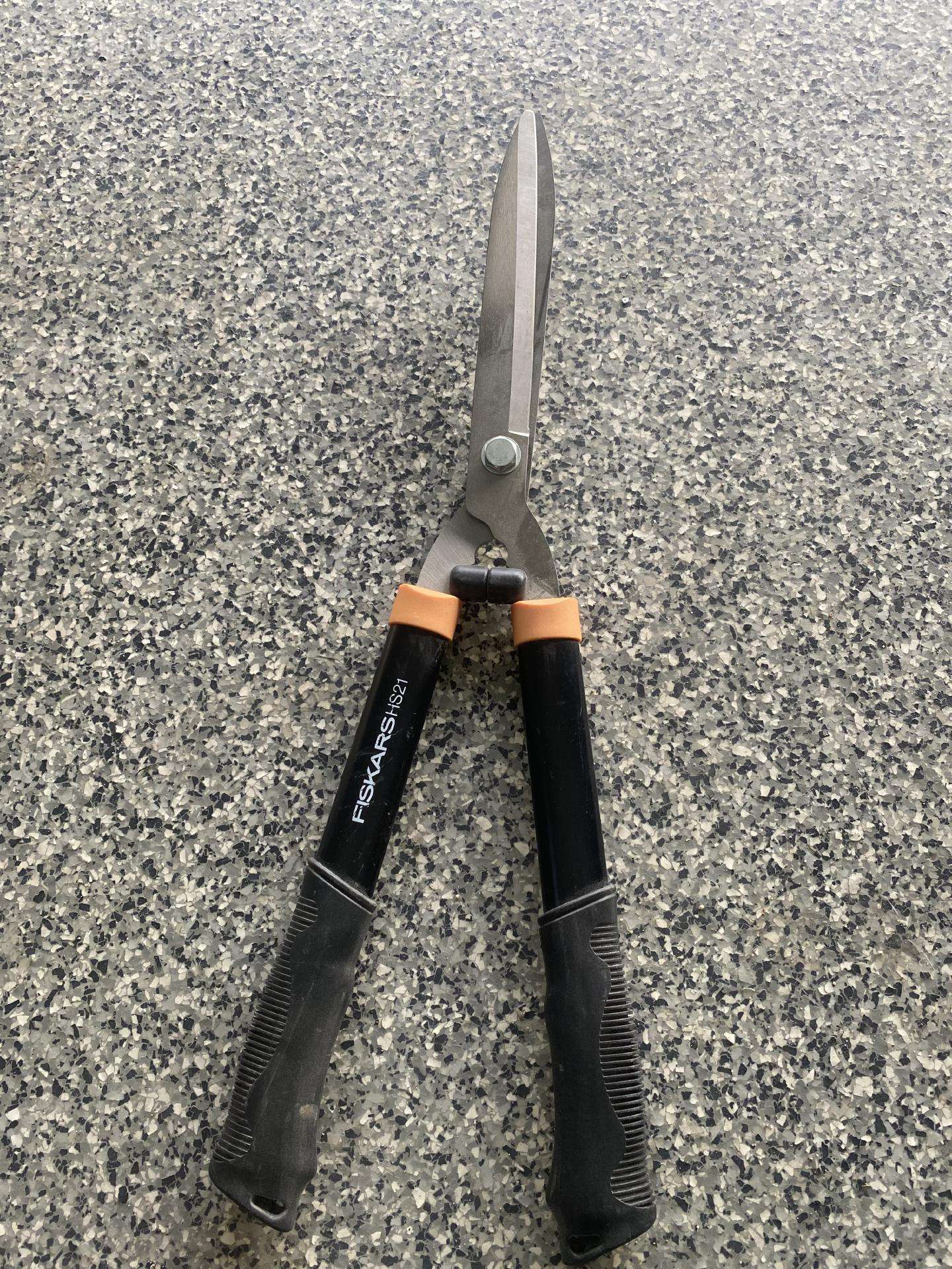 Fiskars gyvatvorės žirklės