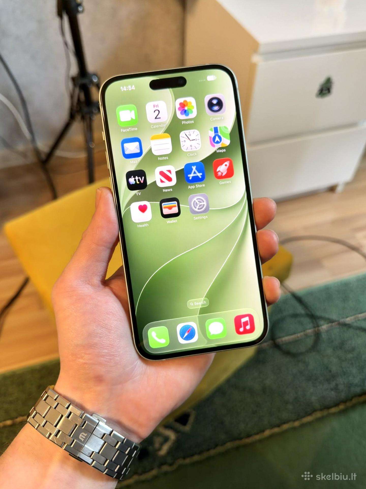 iPhone 15 Plus Green