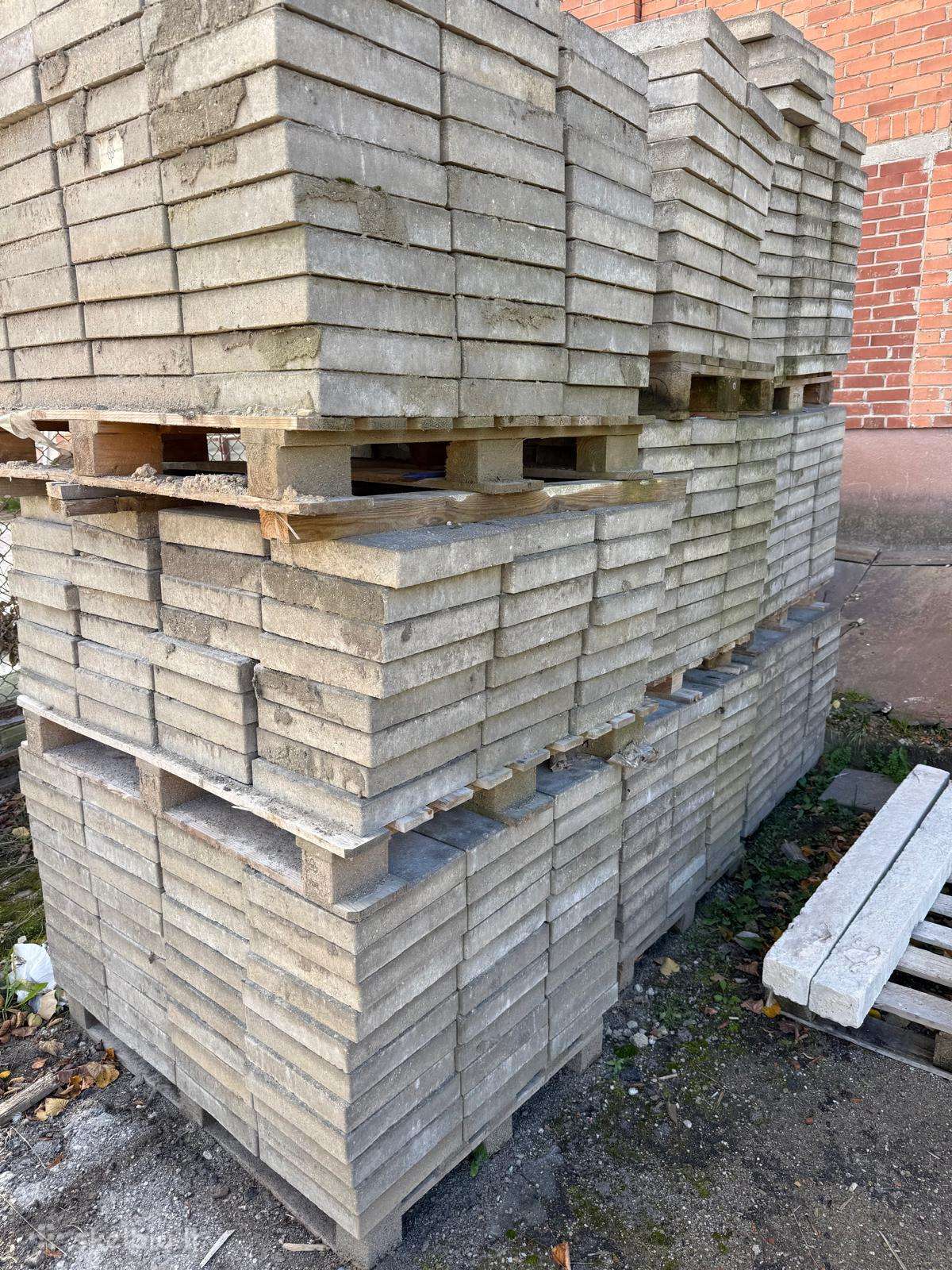 Šaligatvio plytelės - būklė ideali - Plungė