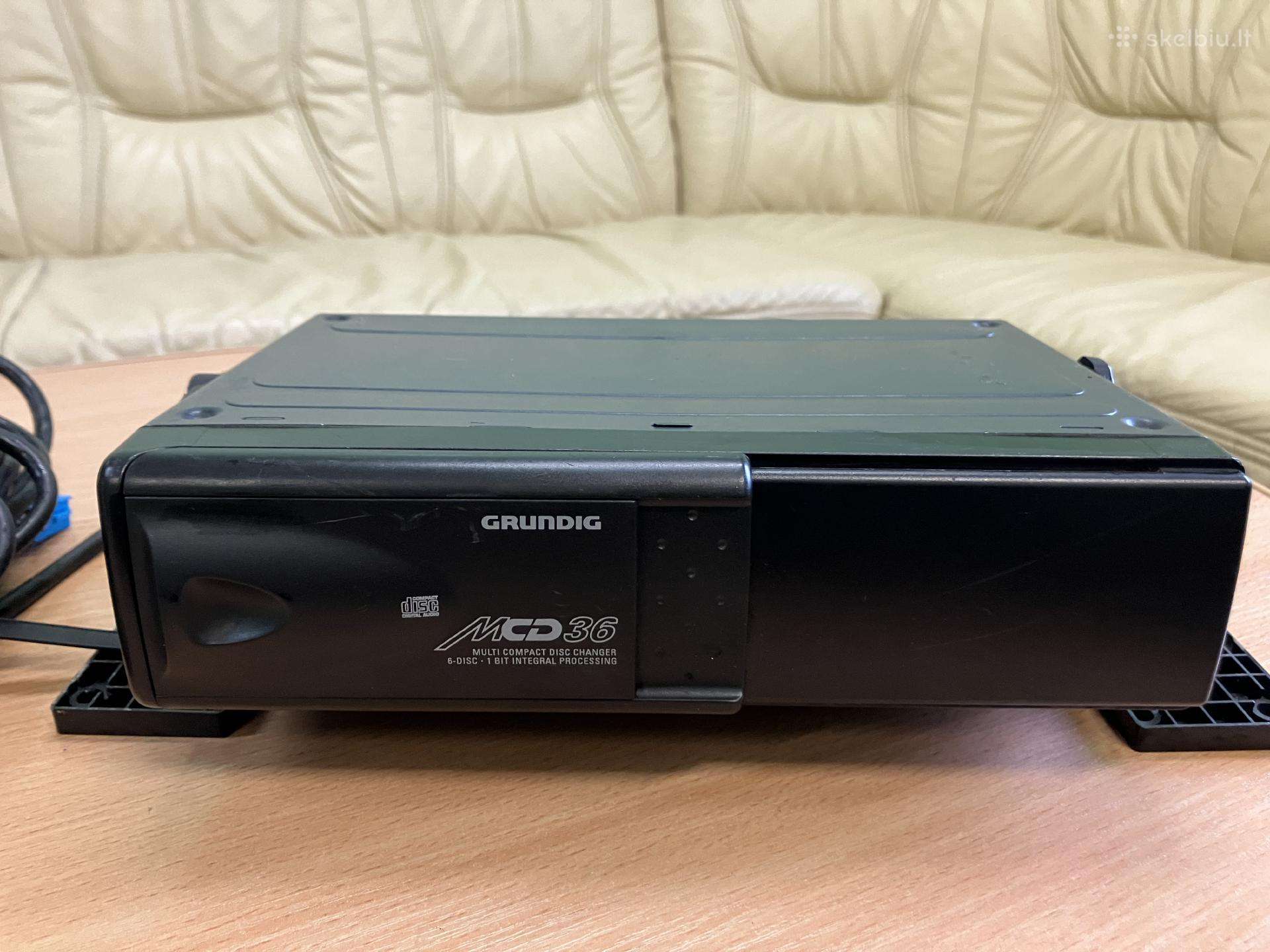 Senas kompaktinių diskų čeinžeris Grundig Mcd36
