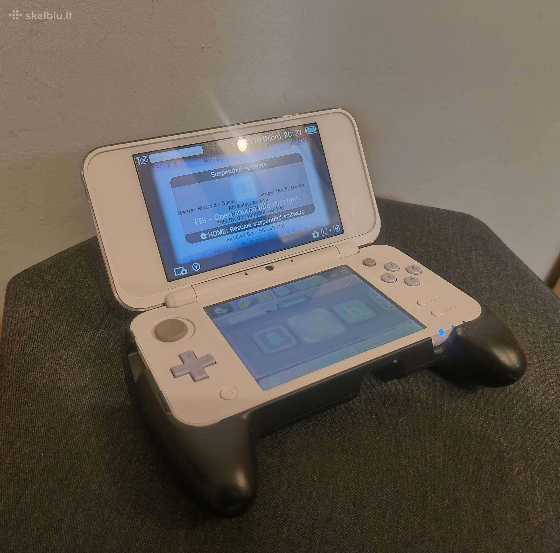 New Nintendo 2ds XL lavender tomodachi life