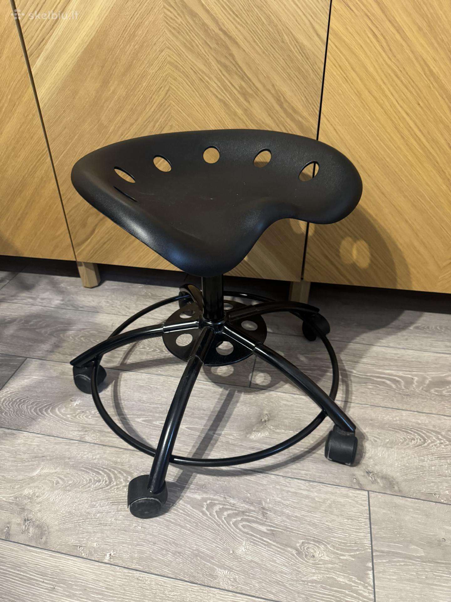 Ikea Traktor kedė su ratukais
