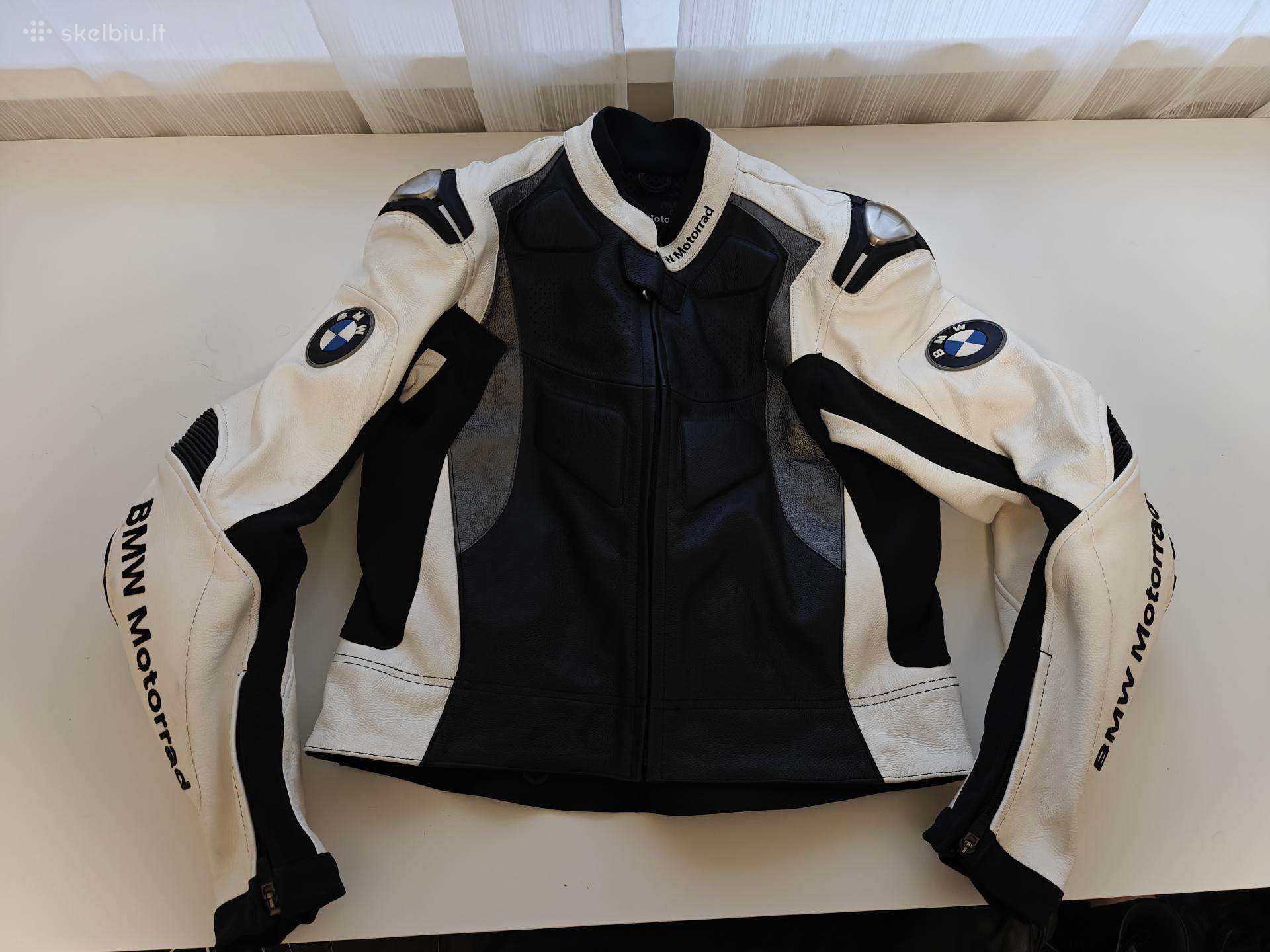 Nauja odine Bmw striuke