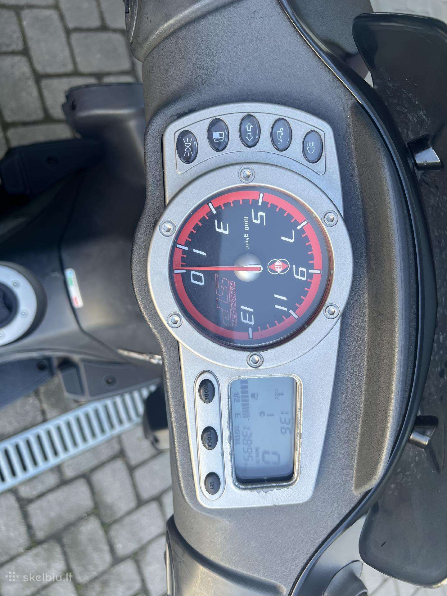 Gilera Runner 50cc, motoroleriai / mopedai