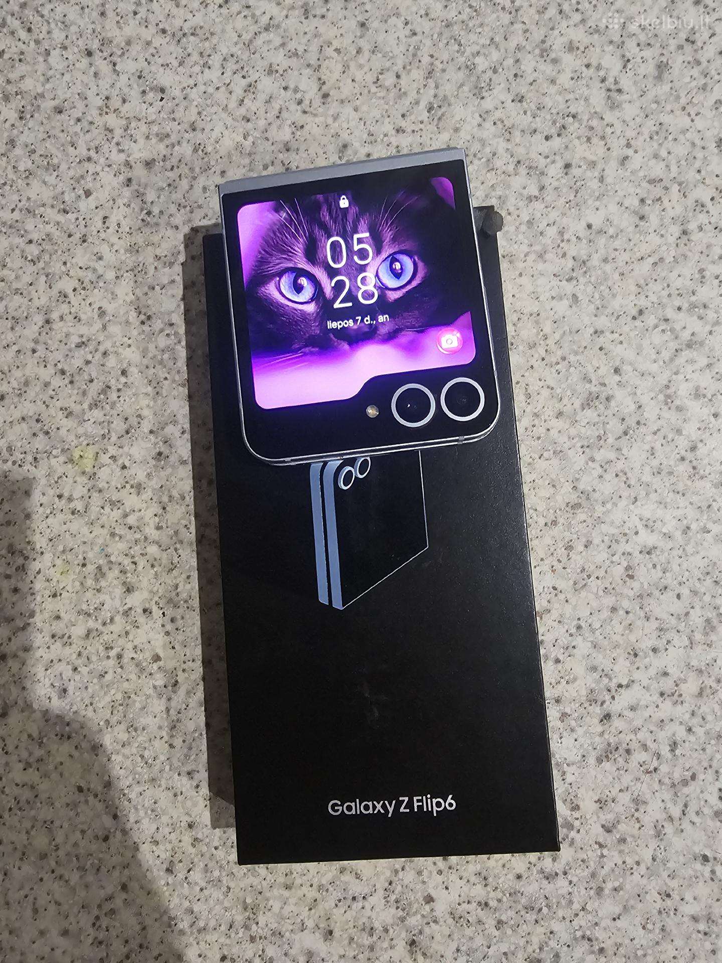 Parduodu Samsung galaxy Z flip 6 512gb
