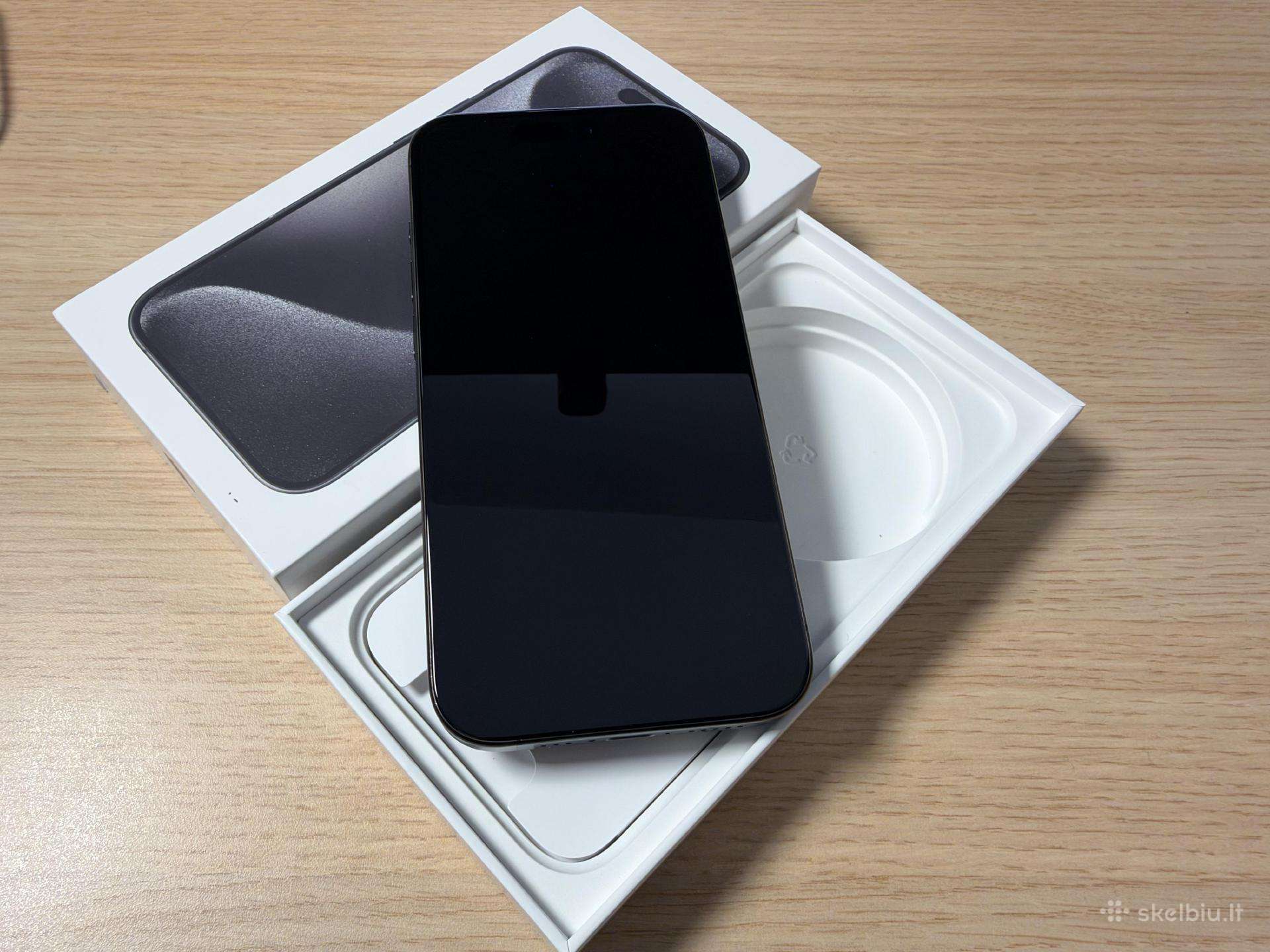 Apple iPhone 15 Pro, 256gb, Black Titanium
