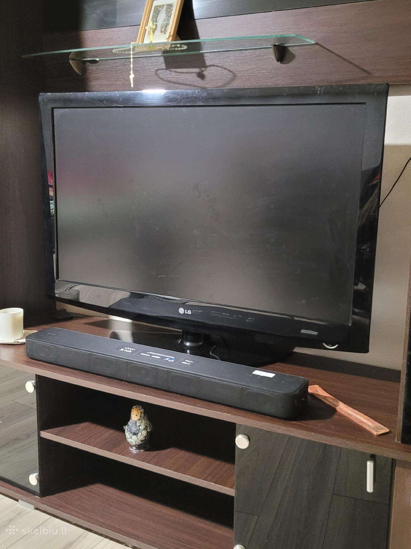 LG televizorius 106cm