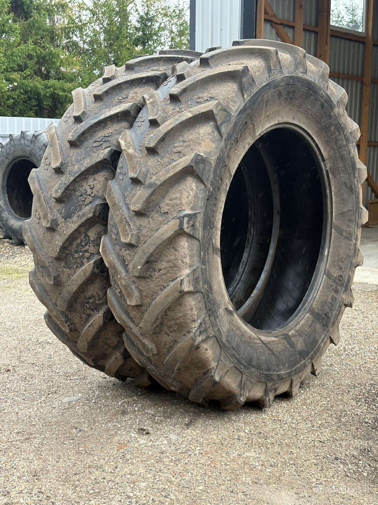 If 520/85r42 Alliance Agriflex padangos