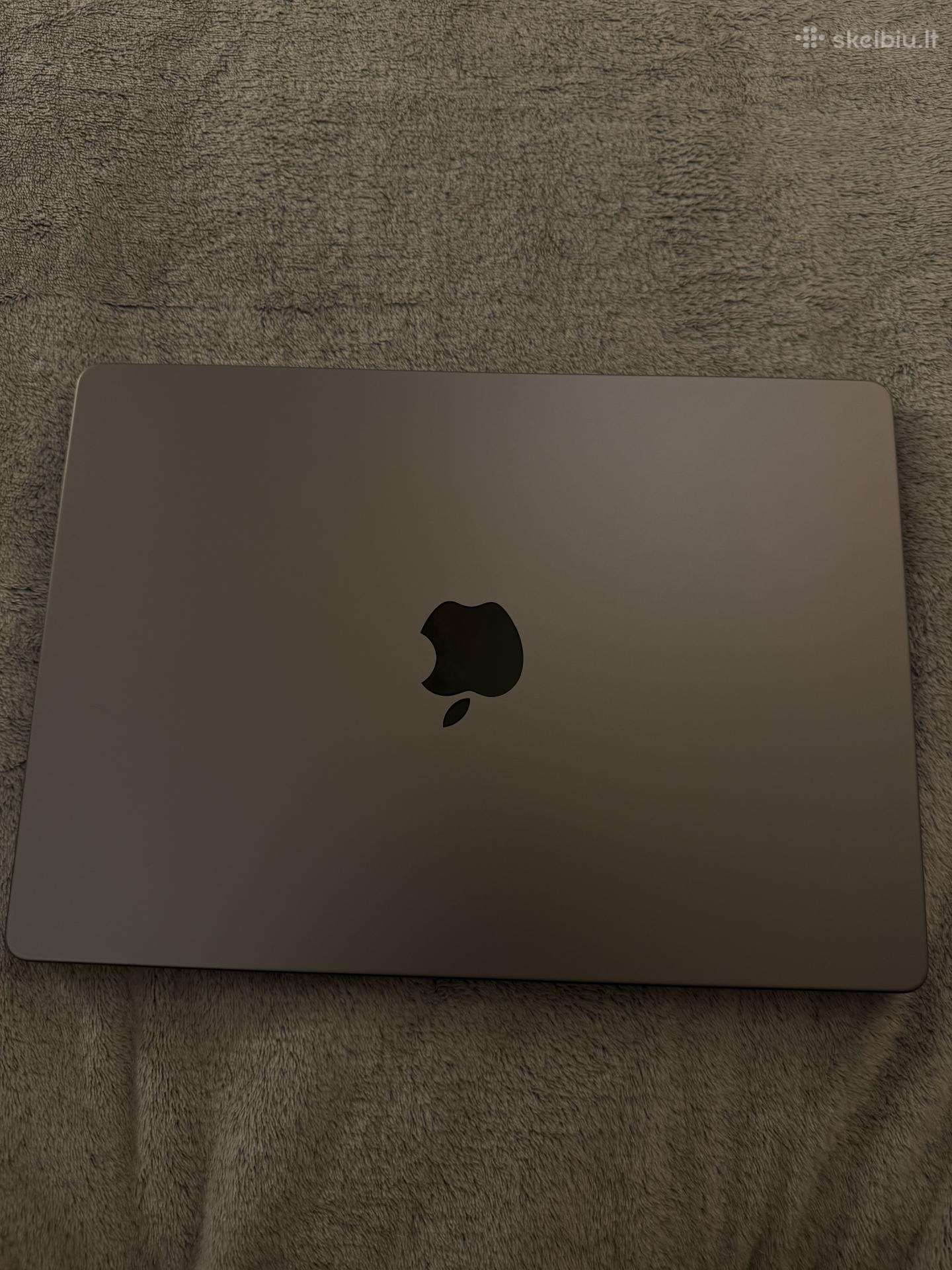 MacBook M2 Pro / 32gb / 1tb